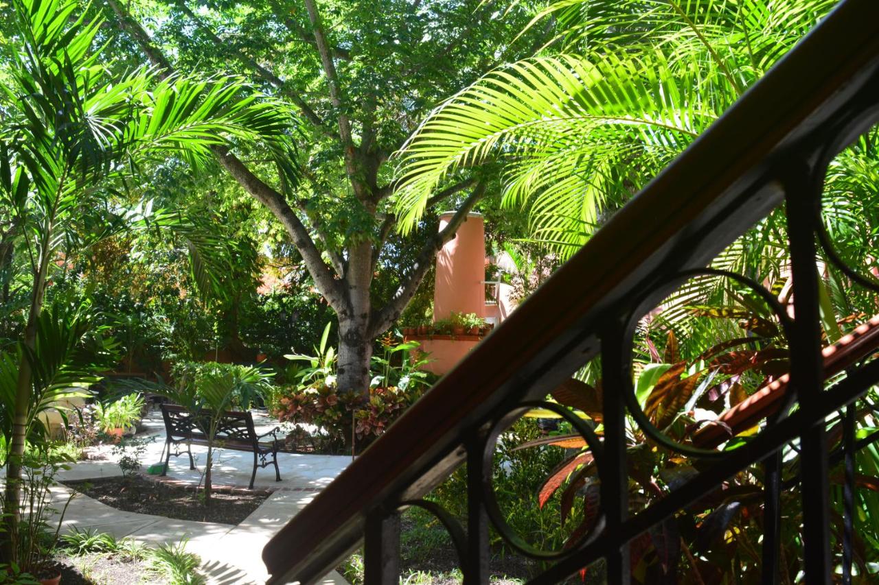 Hacienda San Miguel Hotel & Suites