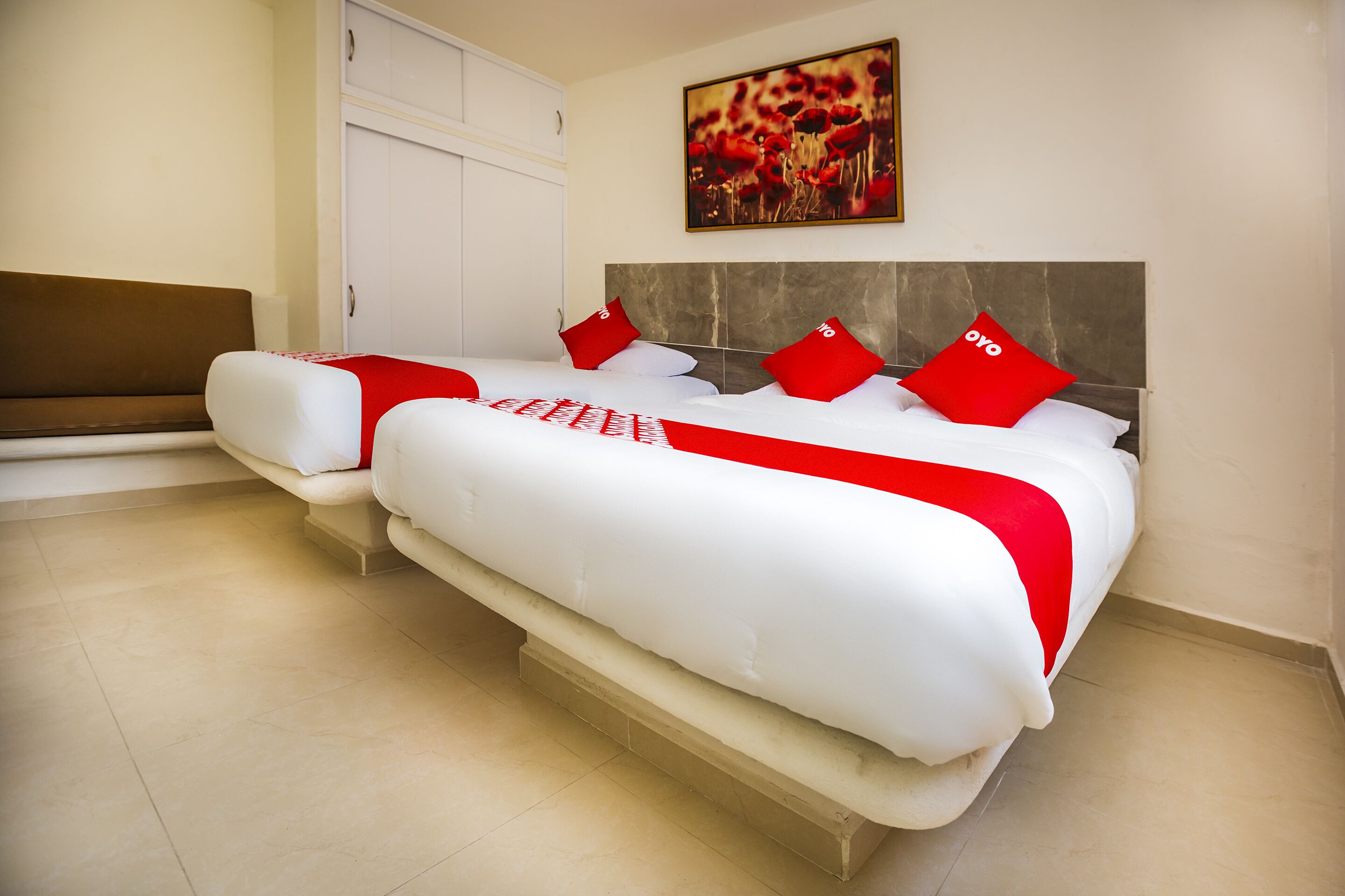 Hotel Dos Mundos