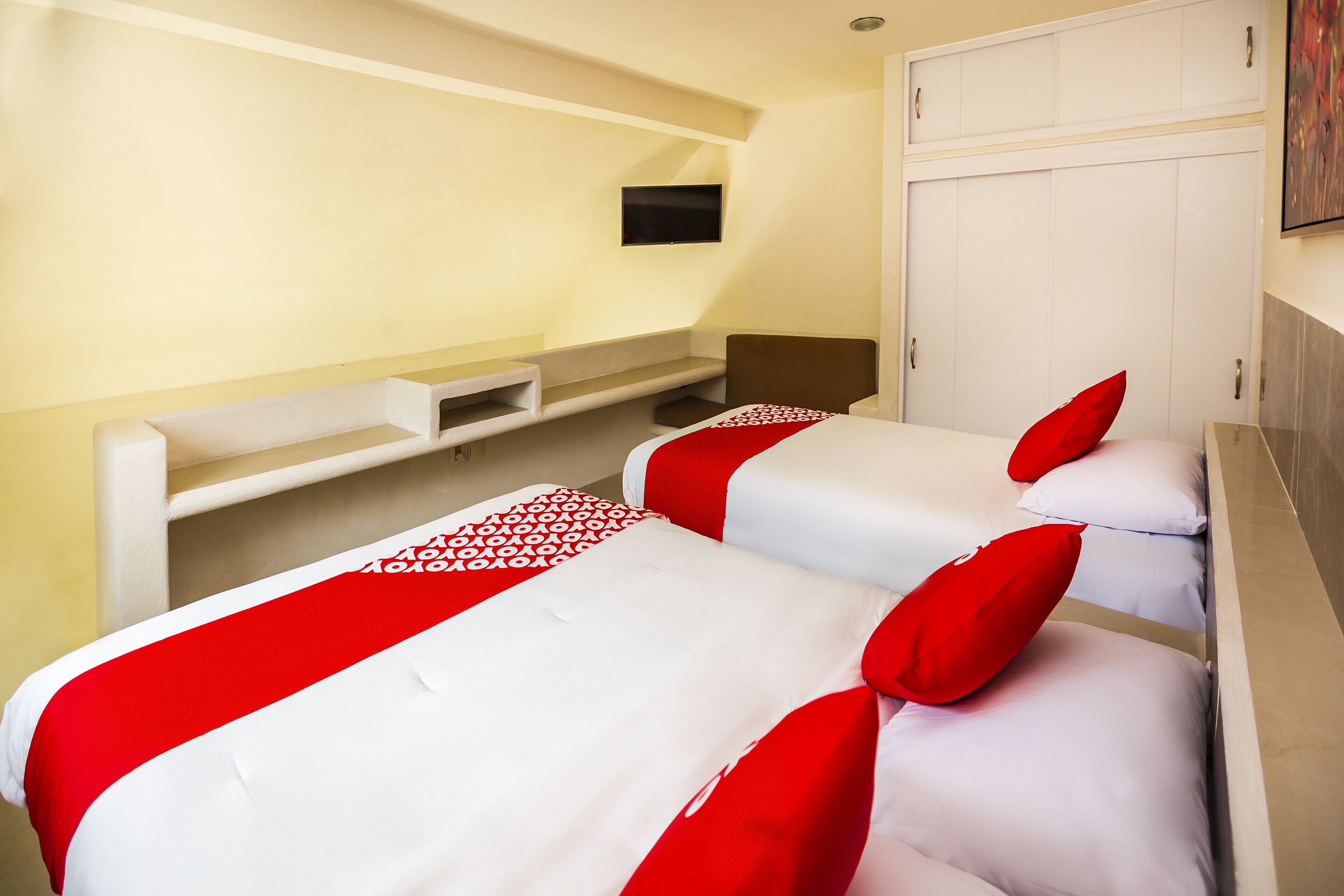 Hotel Dos Mundos