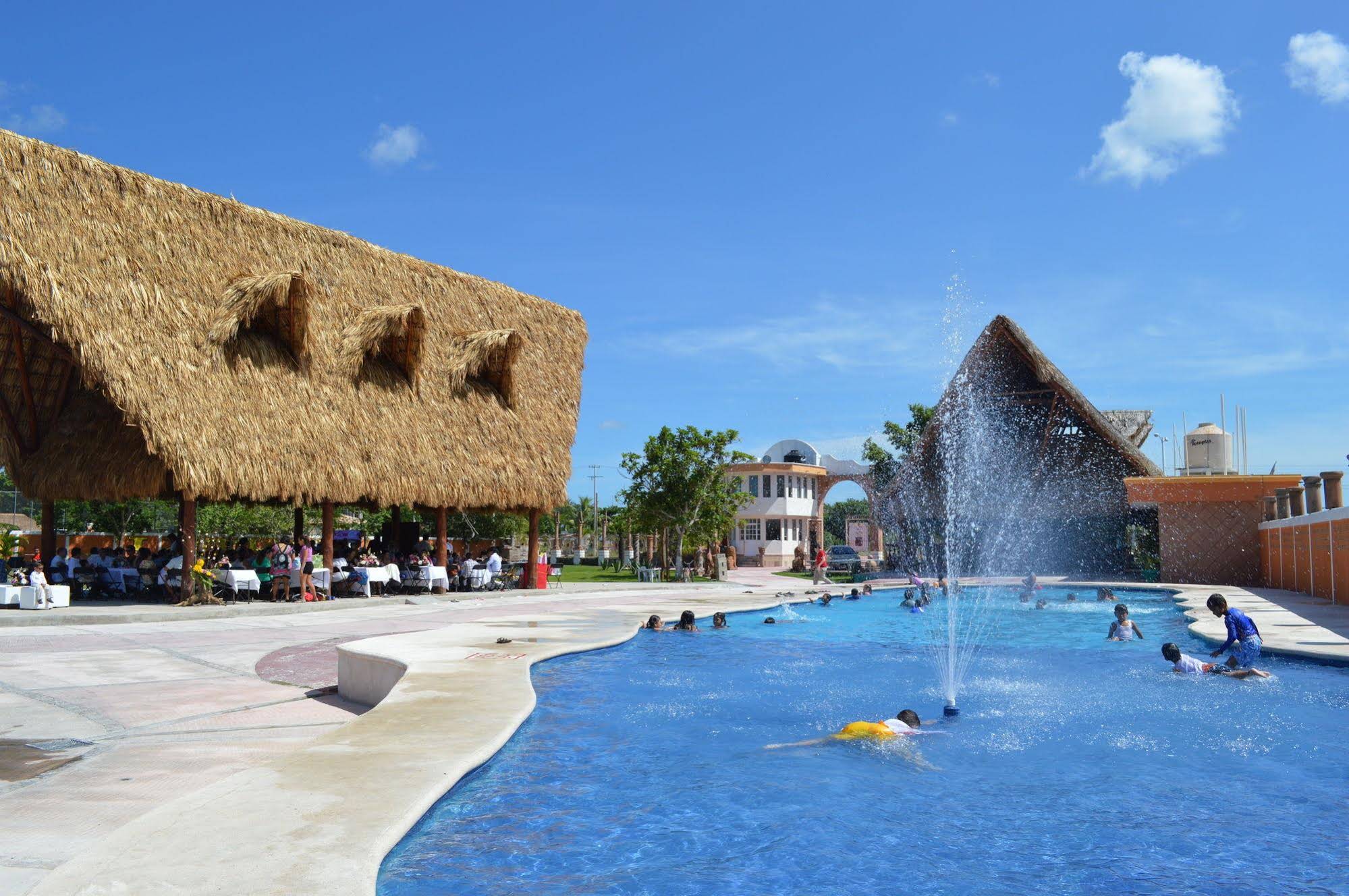 Hotel Hacienda Ixtlan