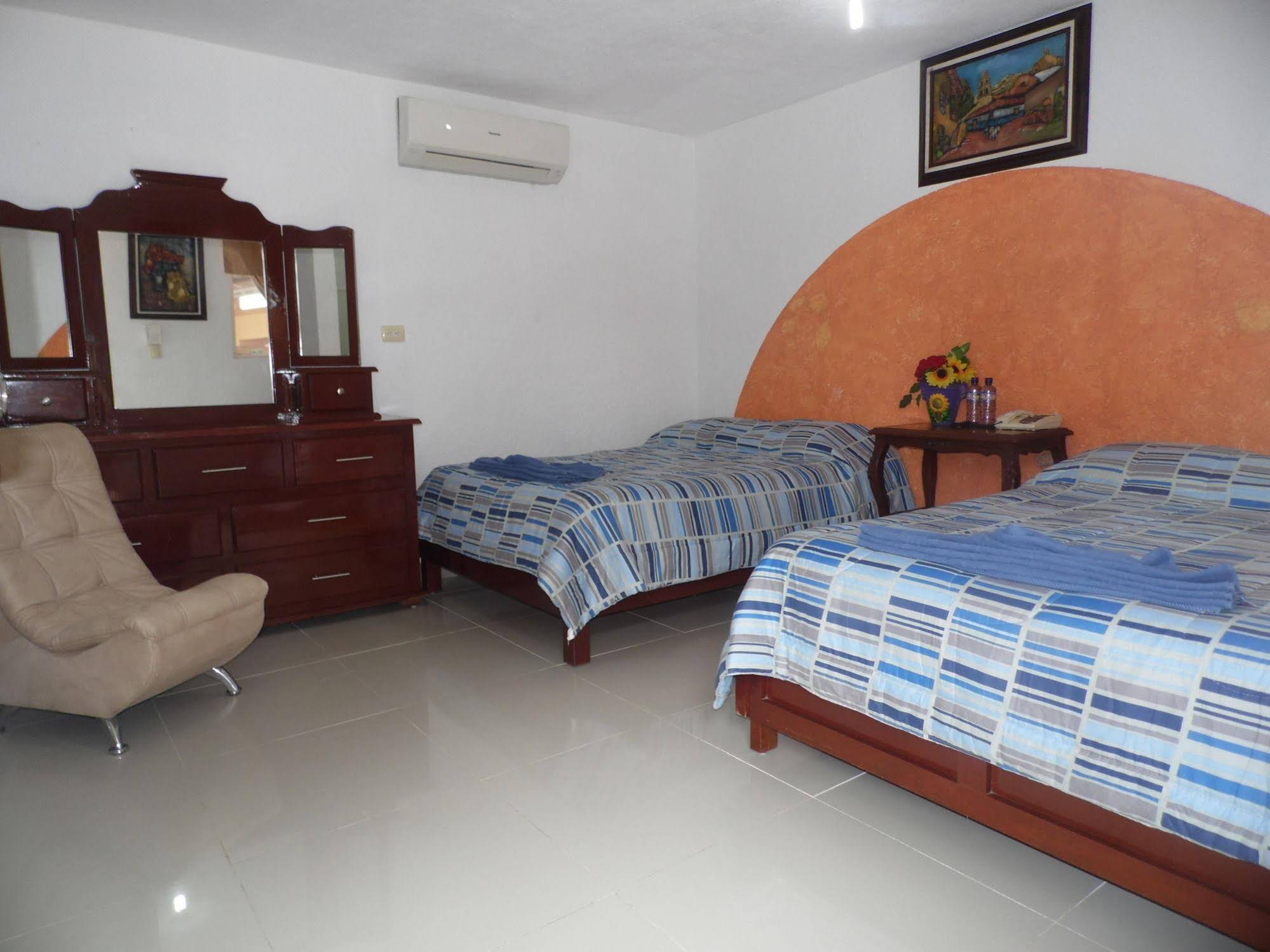 Hotel Hacienda Ixtlan