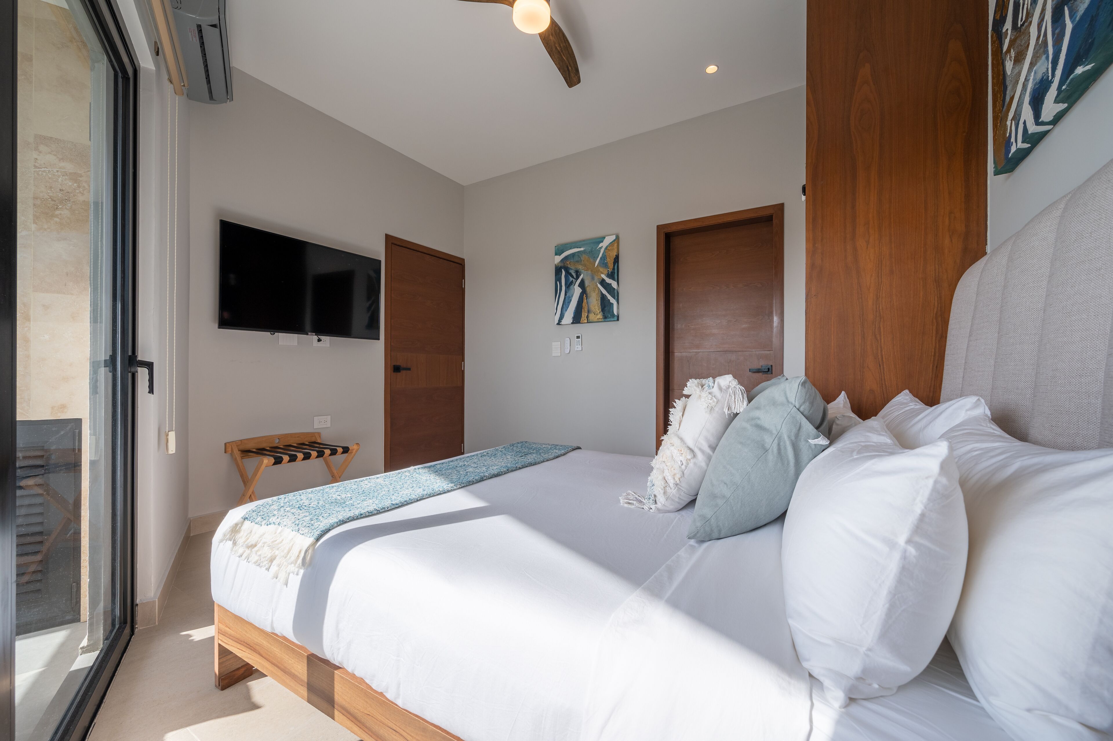 Kippal Modern Oasis ApartHotel