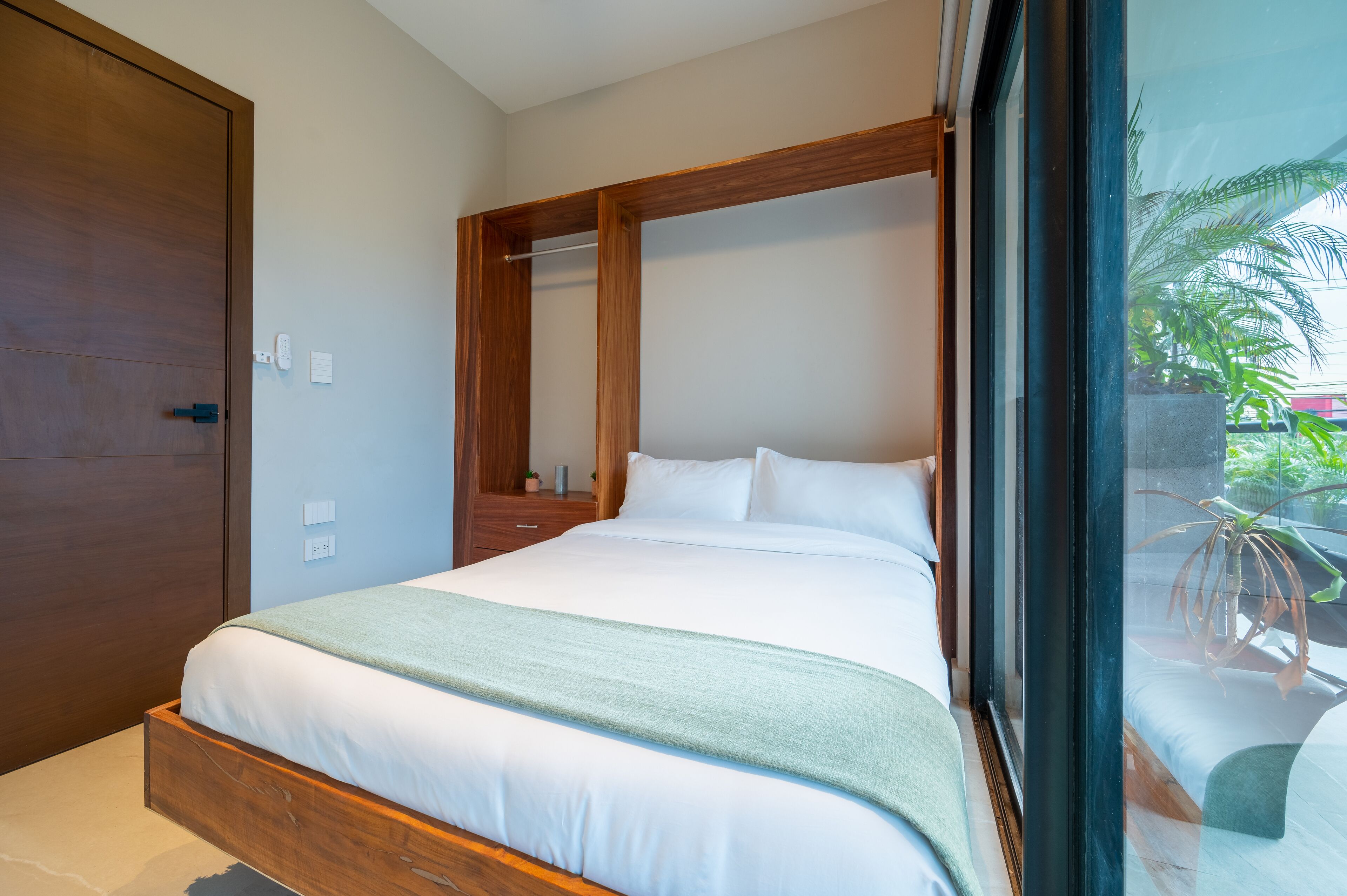Kippal Modern Oasis ApartHotel