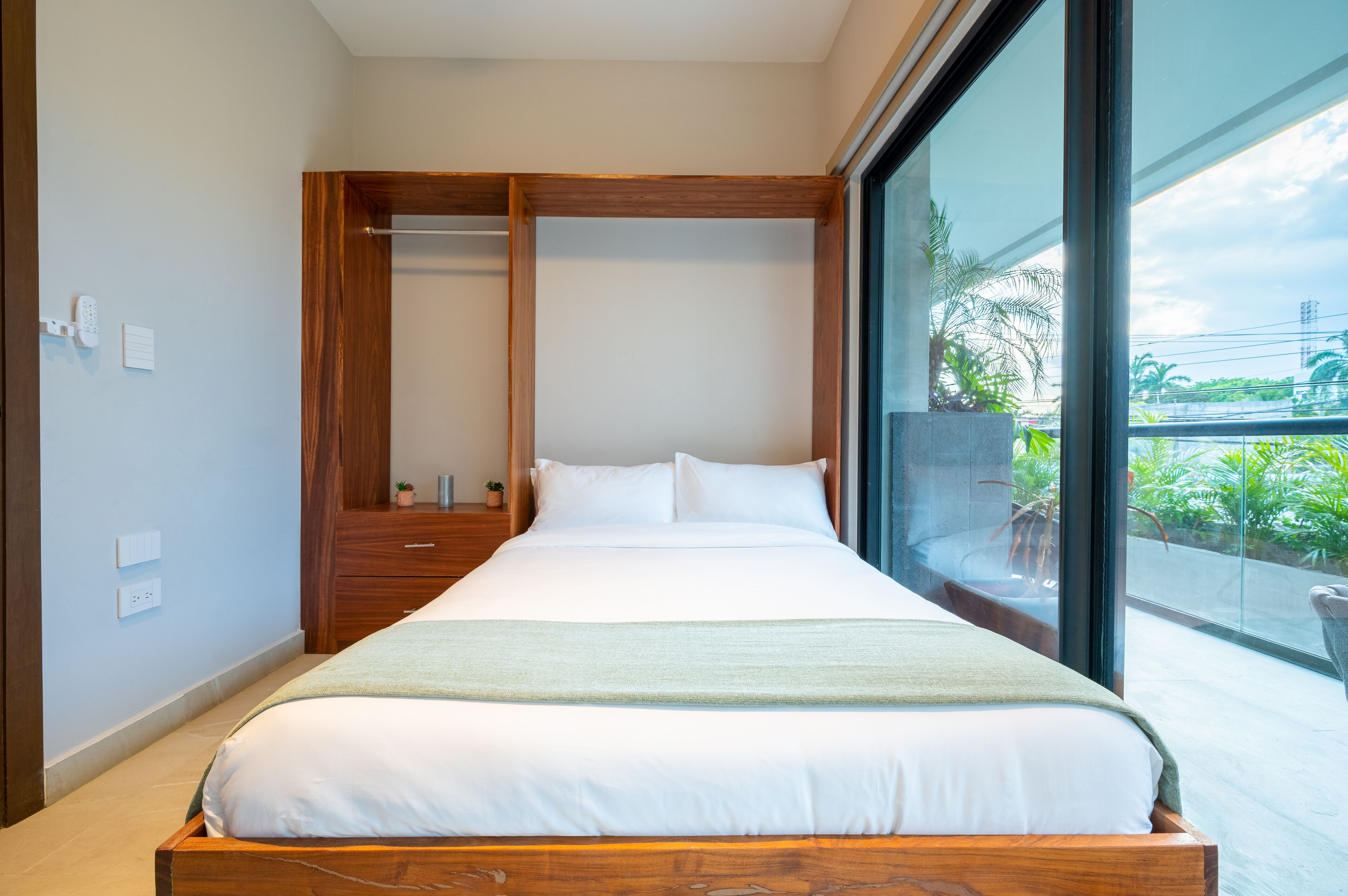Kippal Modern Oasis ApartHotel