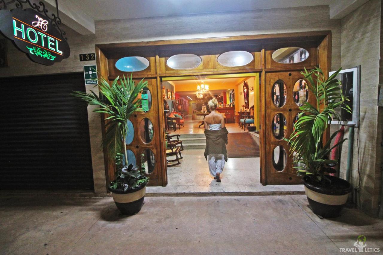 Mary Carmen Hotel
