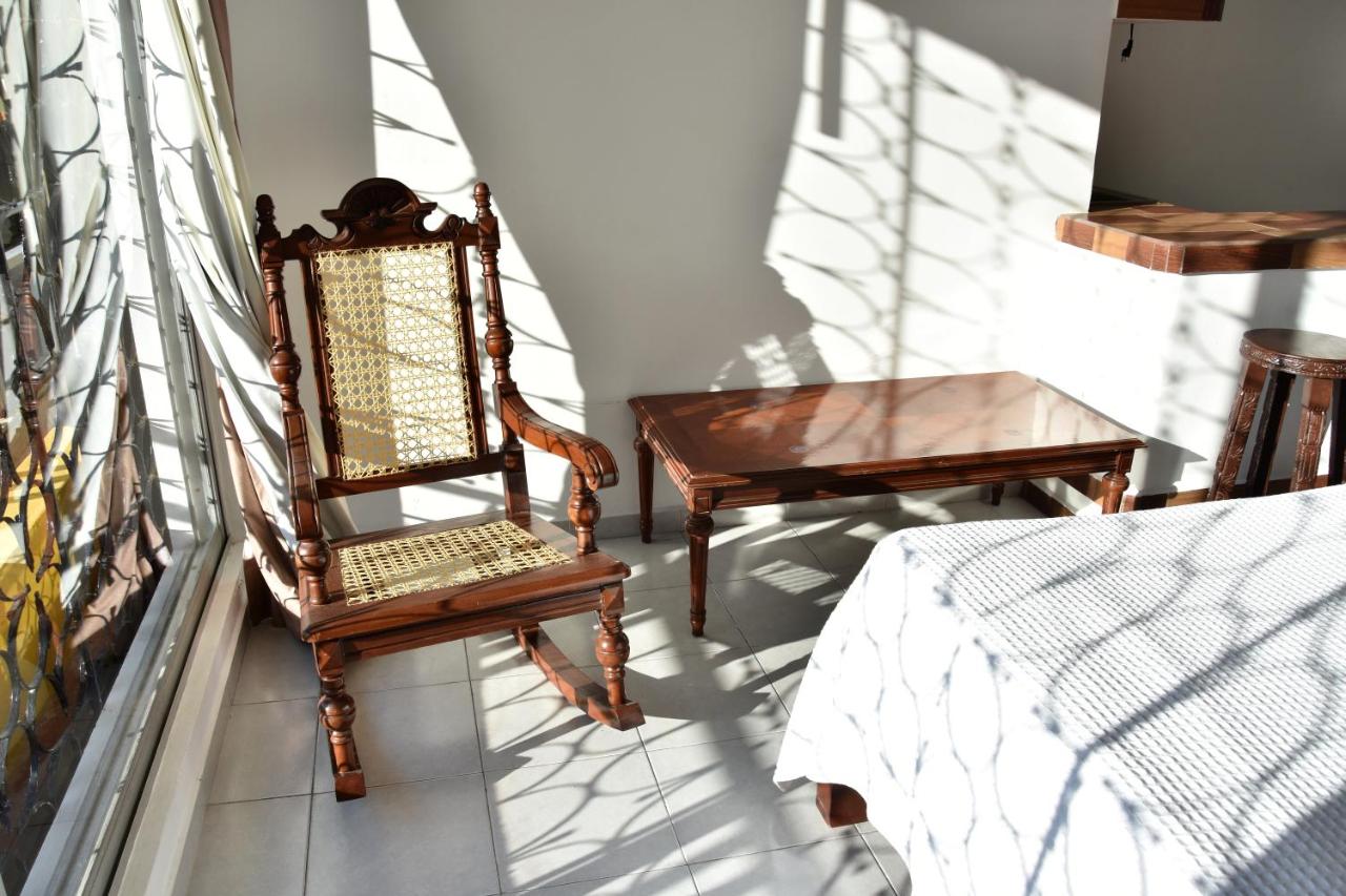 Mary Carmen Hotel