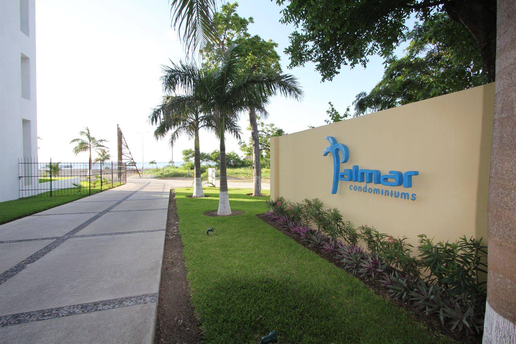Palmar Condominiums