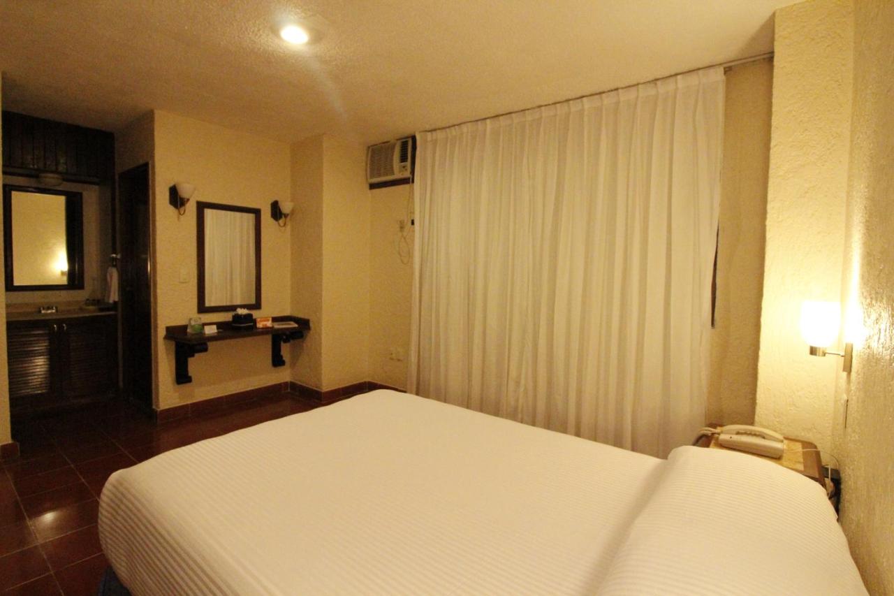 Suites Bahia Cozumel