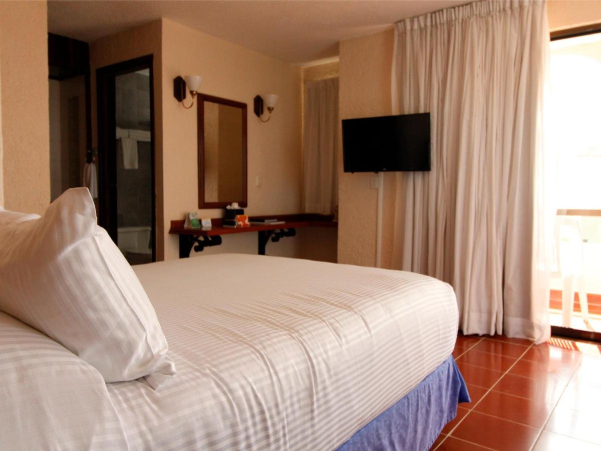 Suites Bahia Cozumel