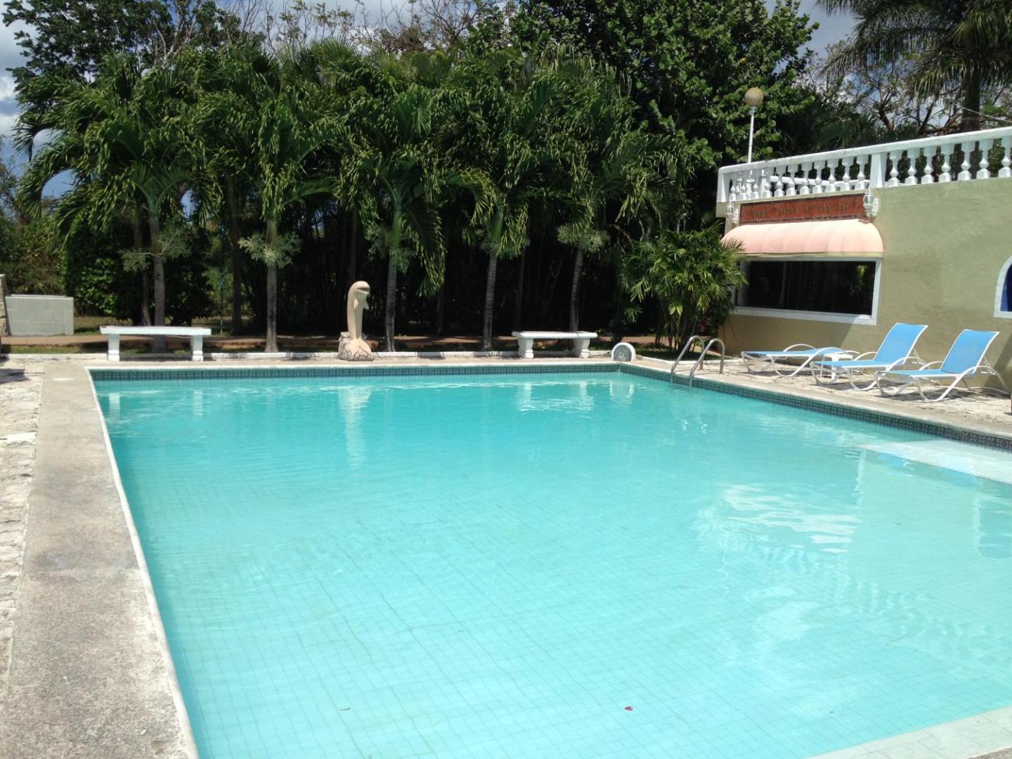 Villa Blanca Garden Beach
