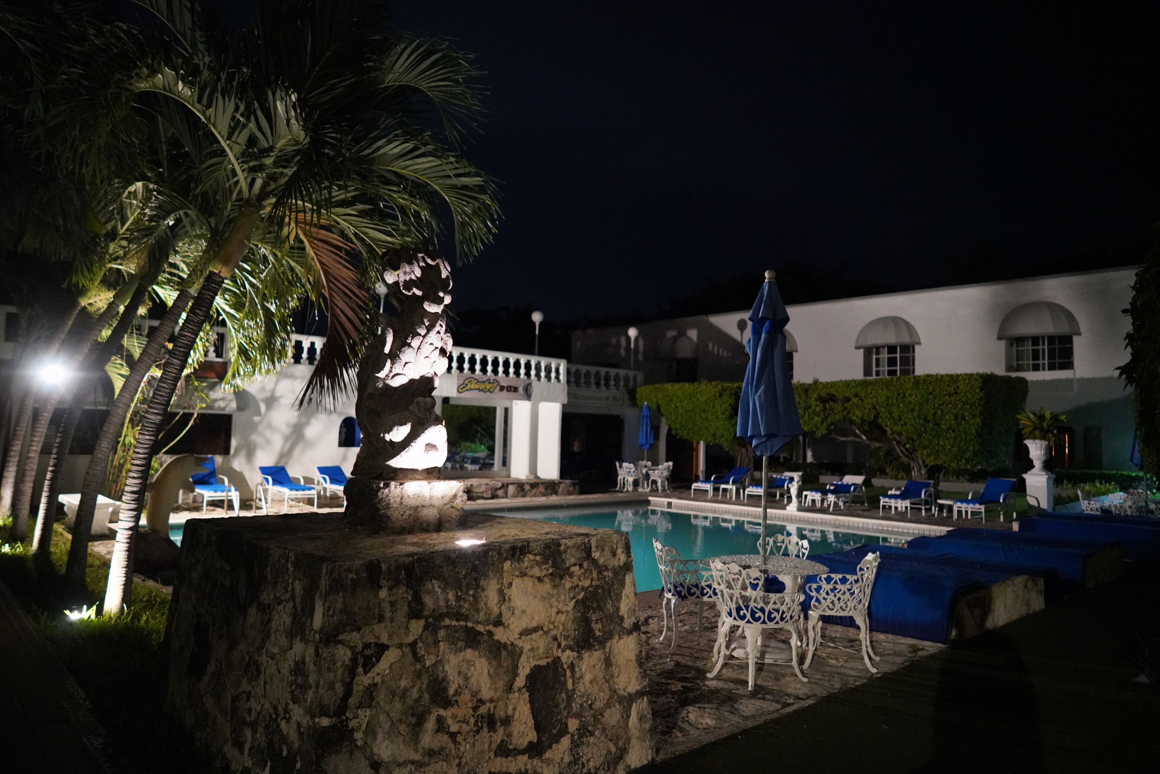 Villa Blanca Garden Beach