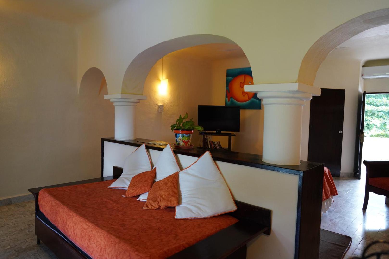 Villa Blanca Garden Beach