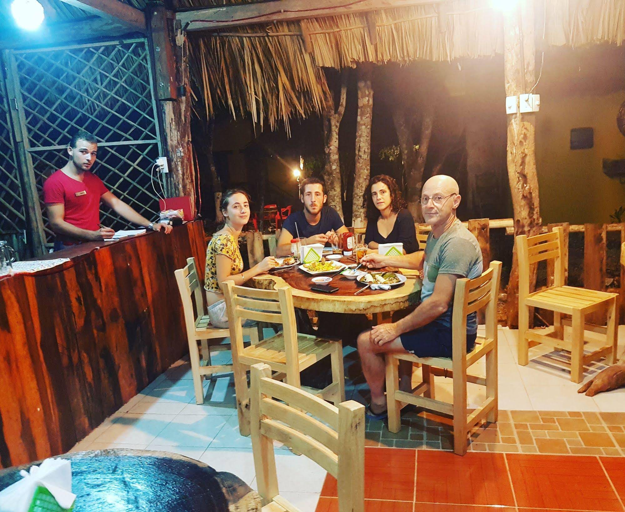 Gilmar Taakbil Luum Lojam Villas Suites & Spa