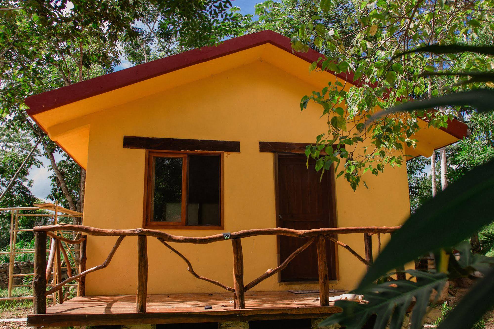 Gilmar Taakbil Luum Lojam Villas Suites & Spa