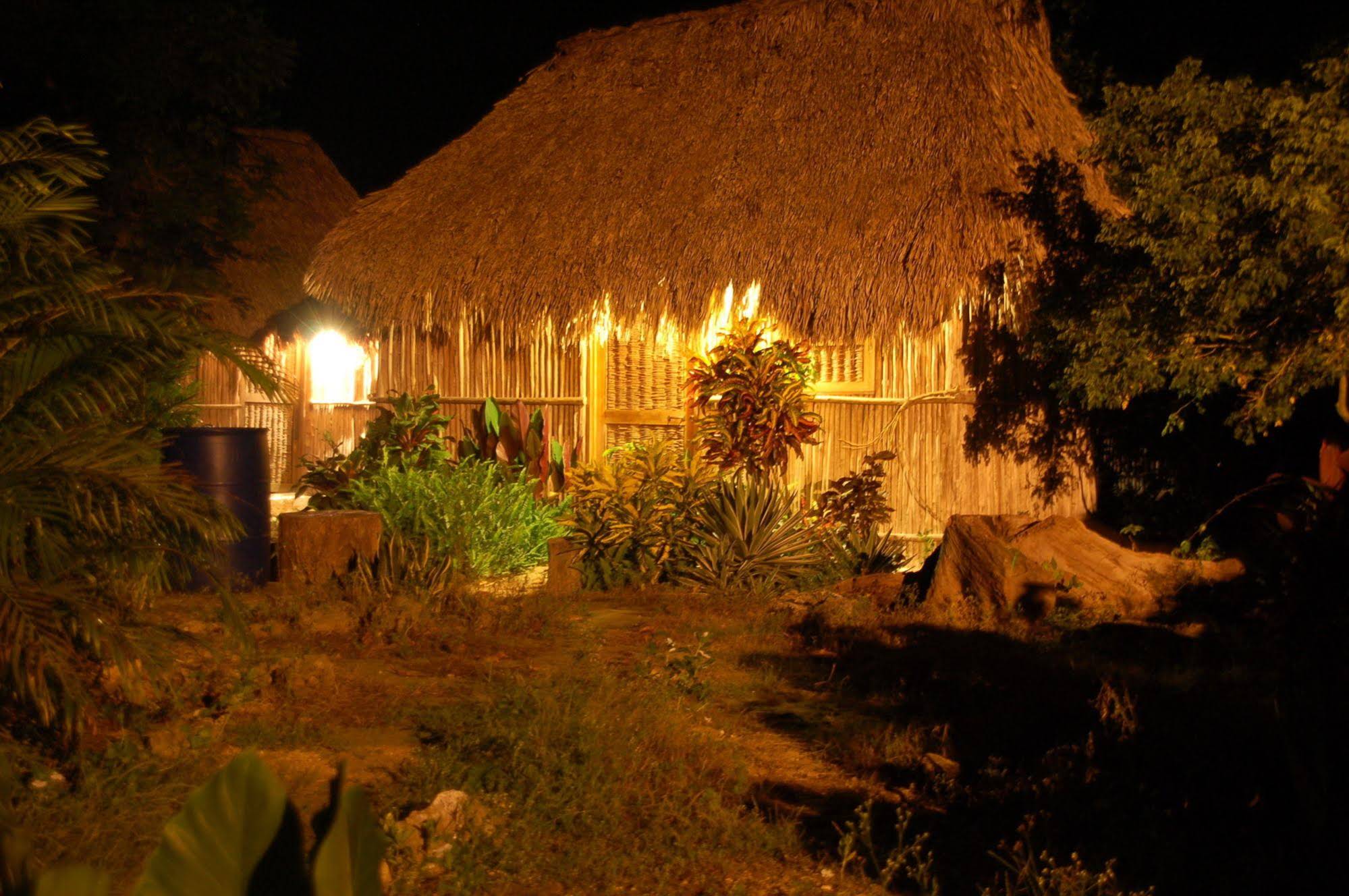 Gilmar Taakbil Luum Lojam Villas Suites & Spa