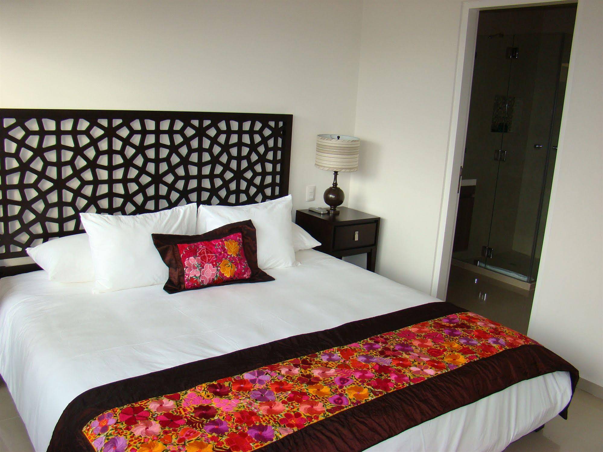 5th Avenue Hotel