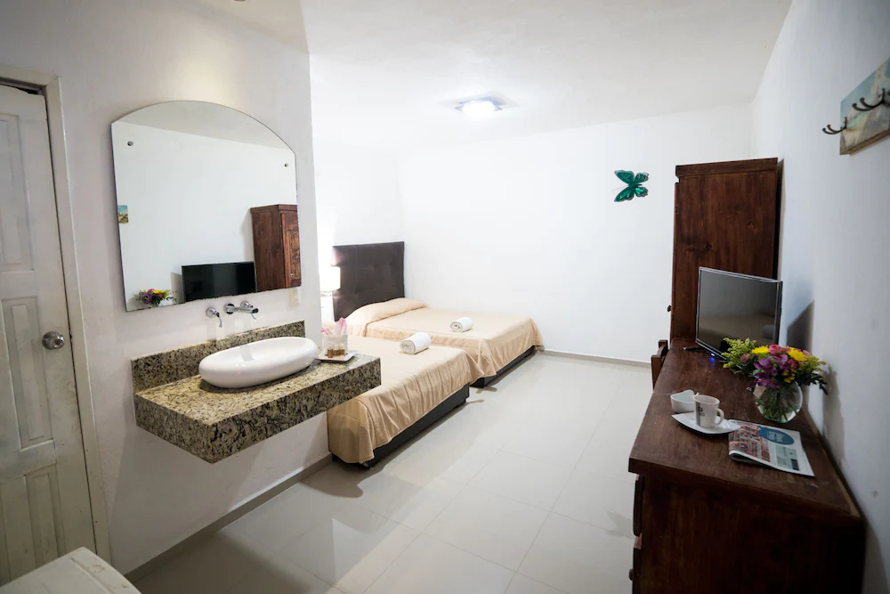 Ahava Hotel