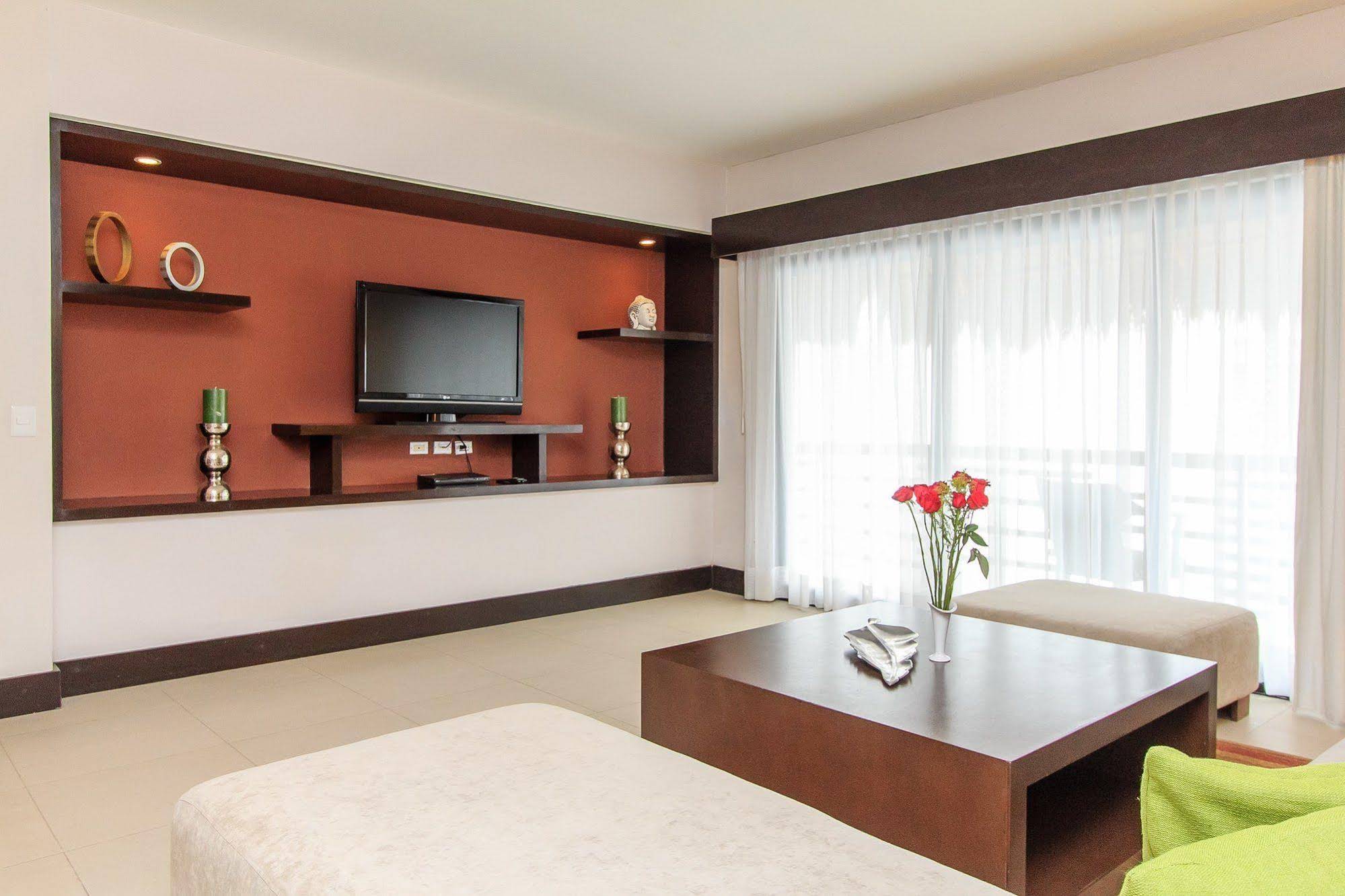 Aldea Thai by Moskito