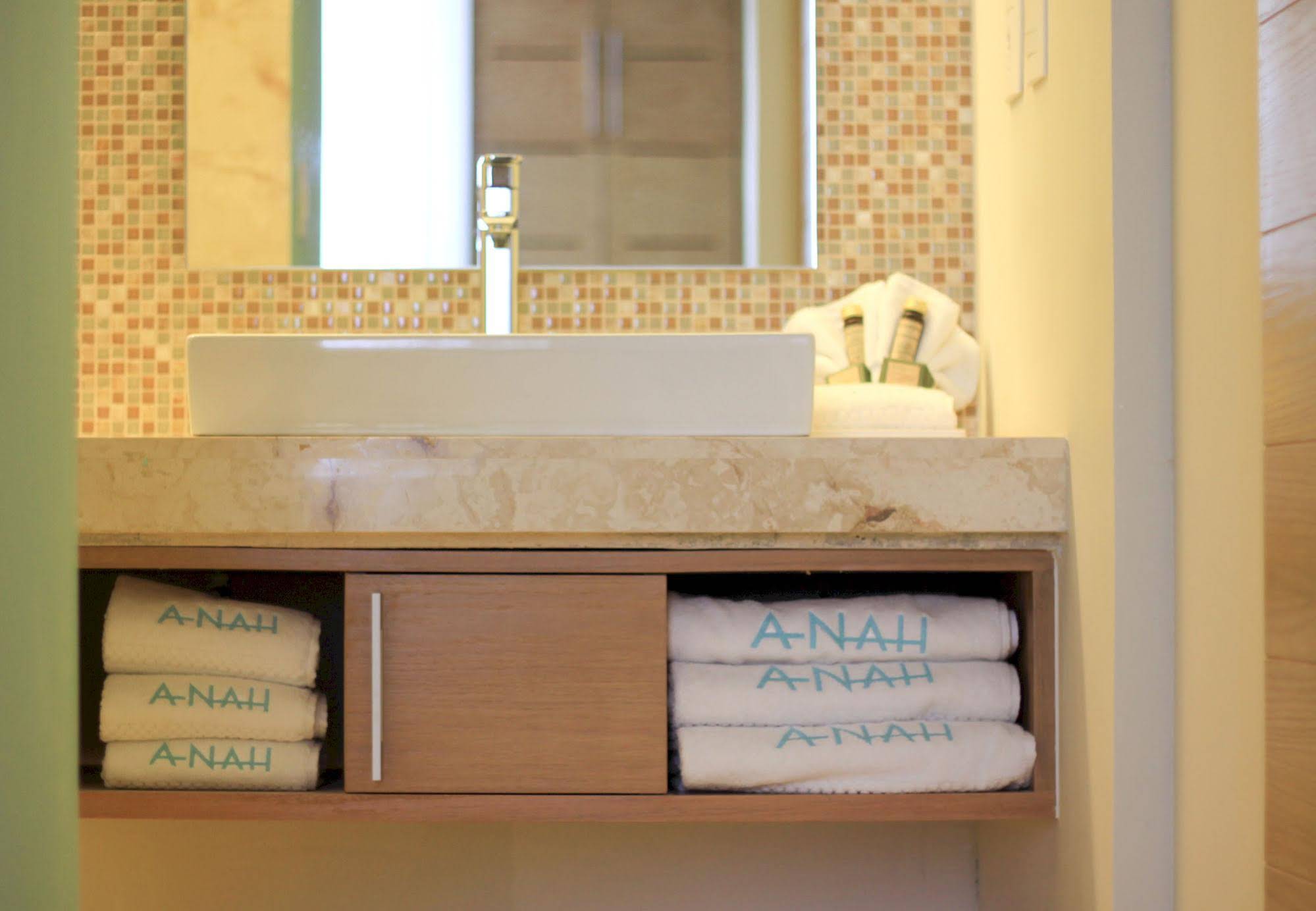 Anah Suites by Sunest