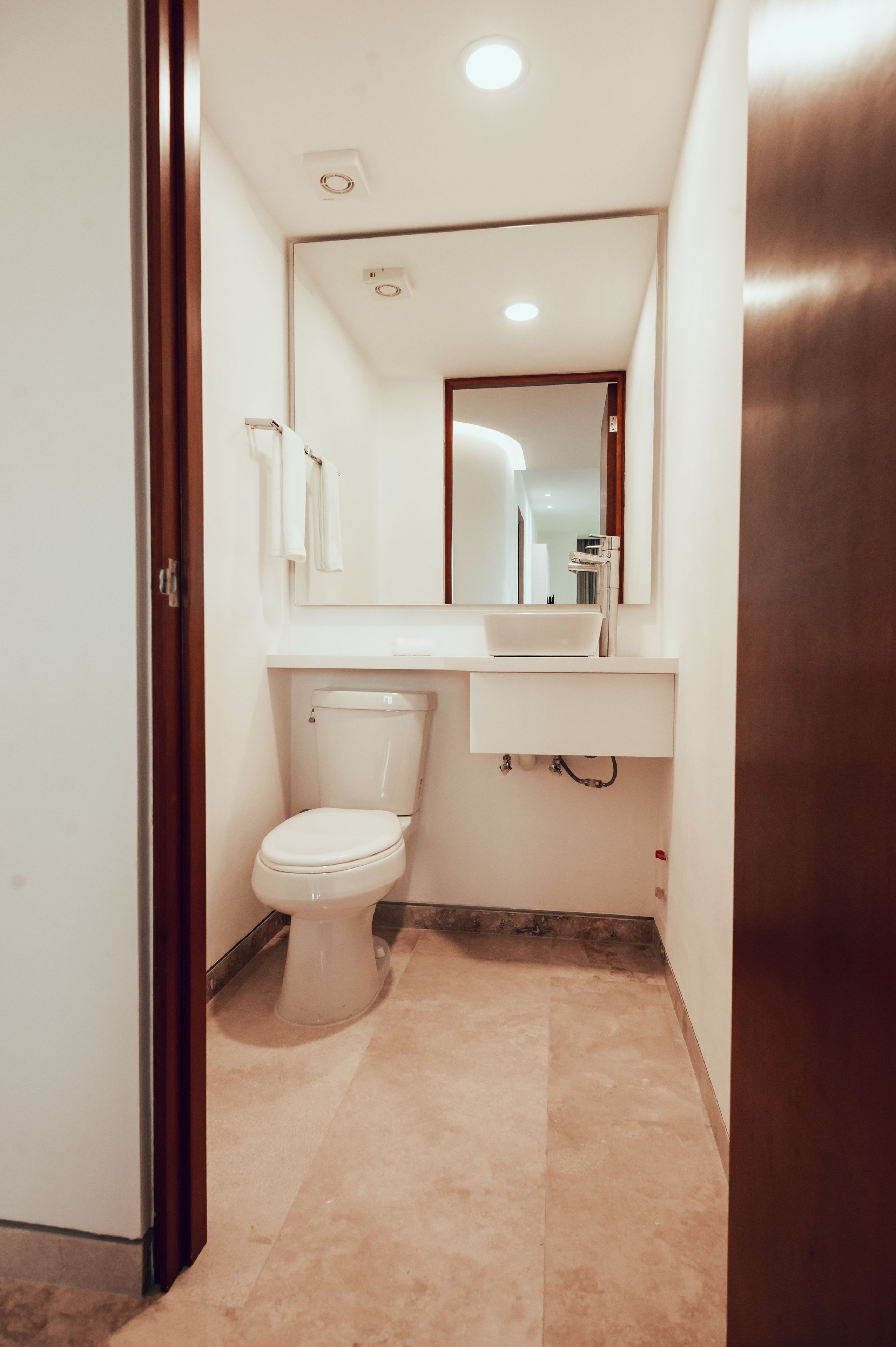 Antera Hotel & Residences