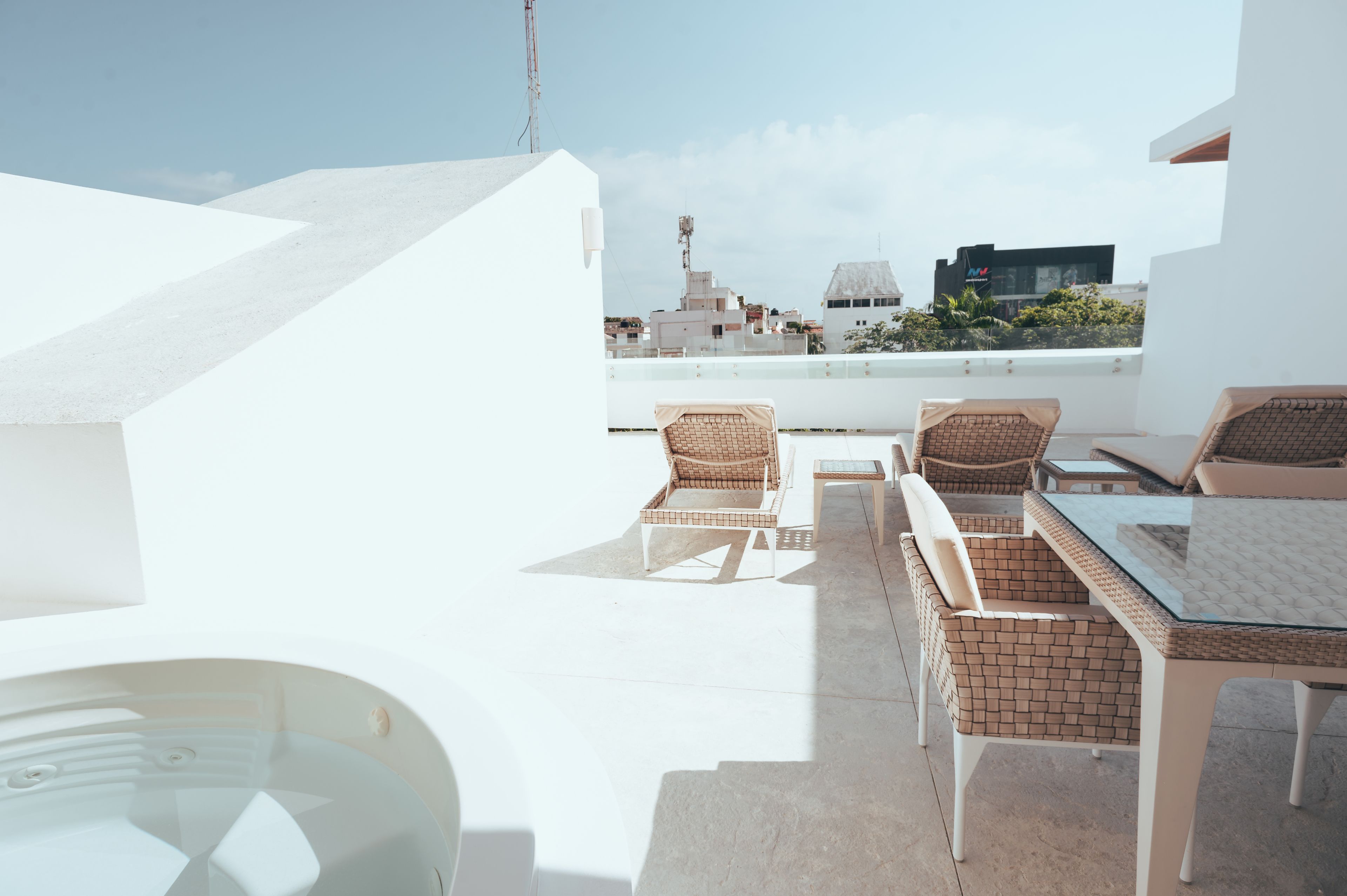 Antera Hotel & Residences