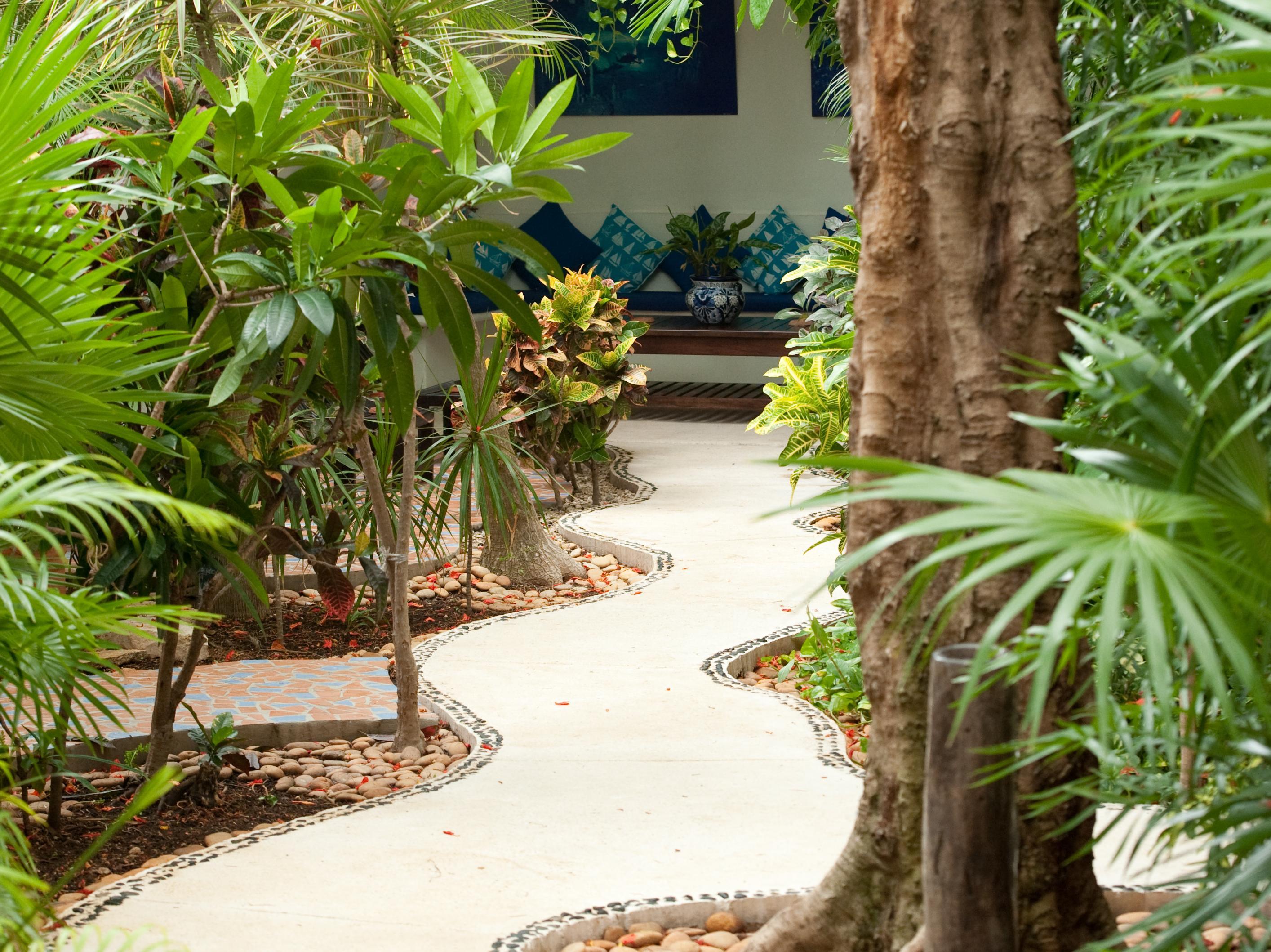 Aqualuna Hotel