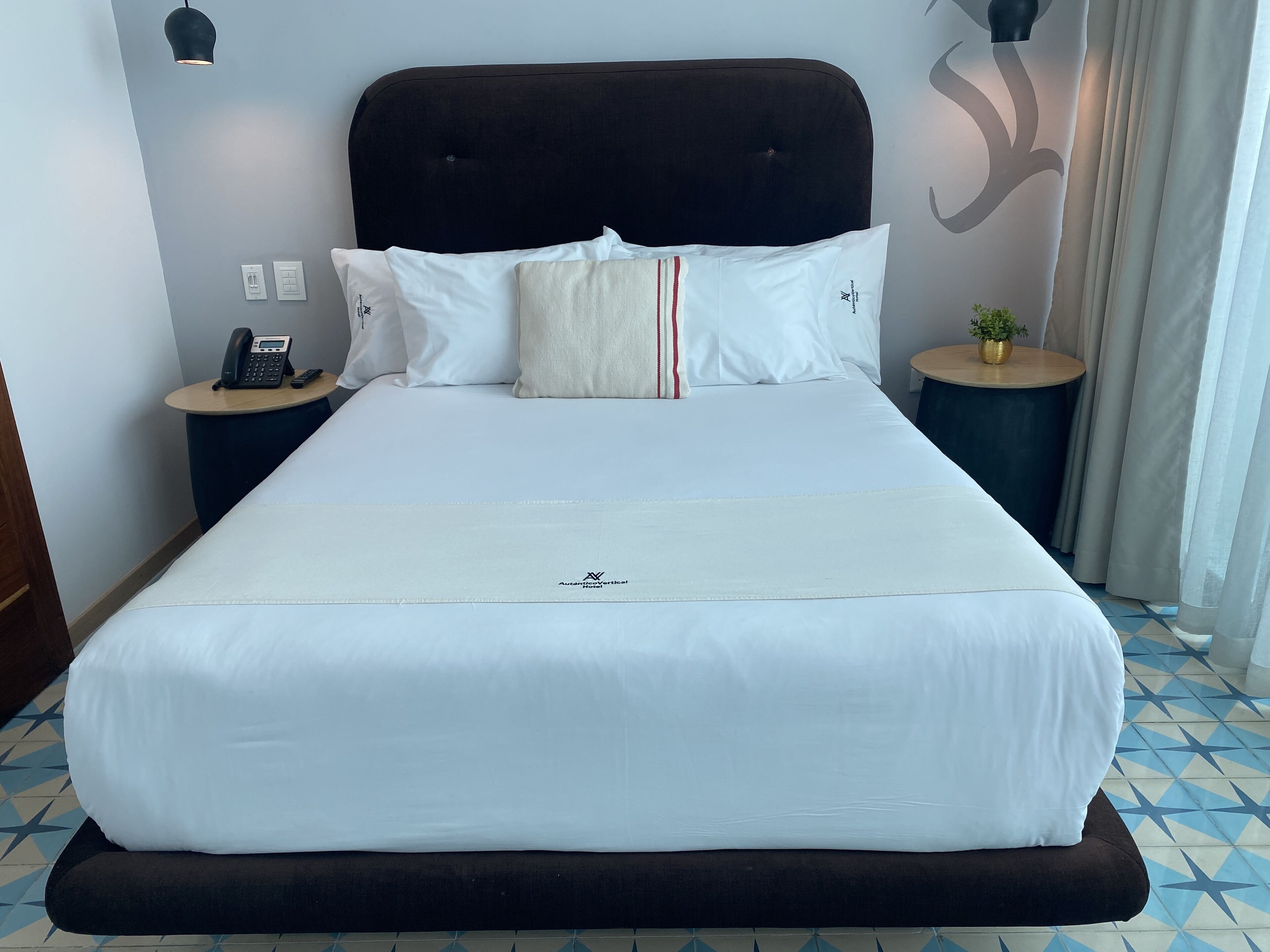 Auténtico Vertical Hotel