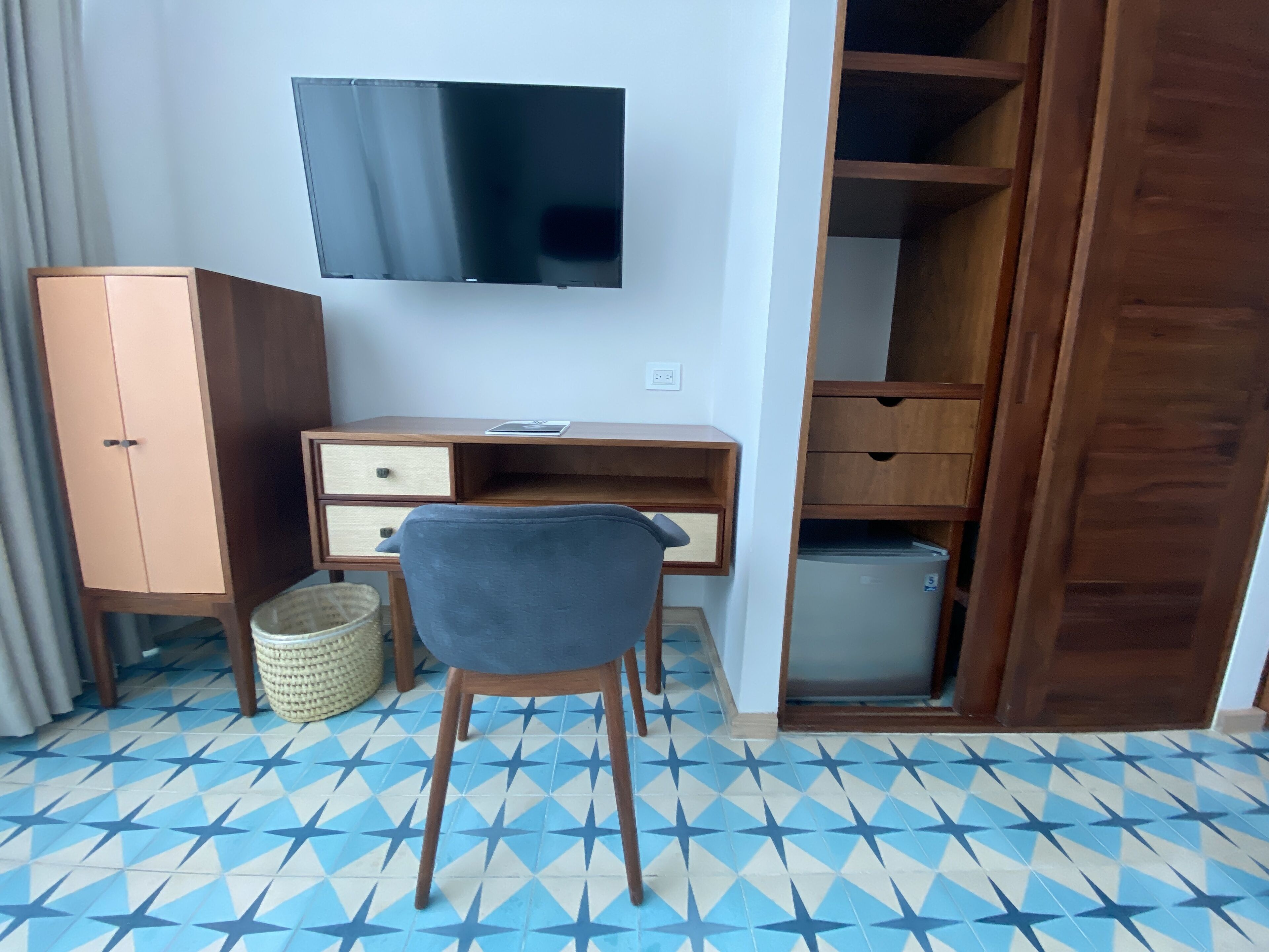 Auténtico Vertical Hotel