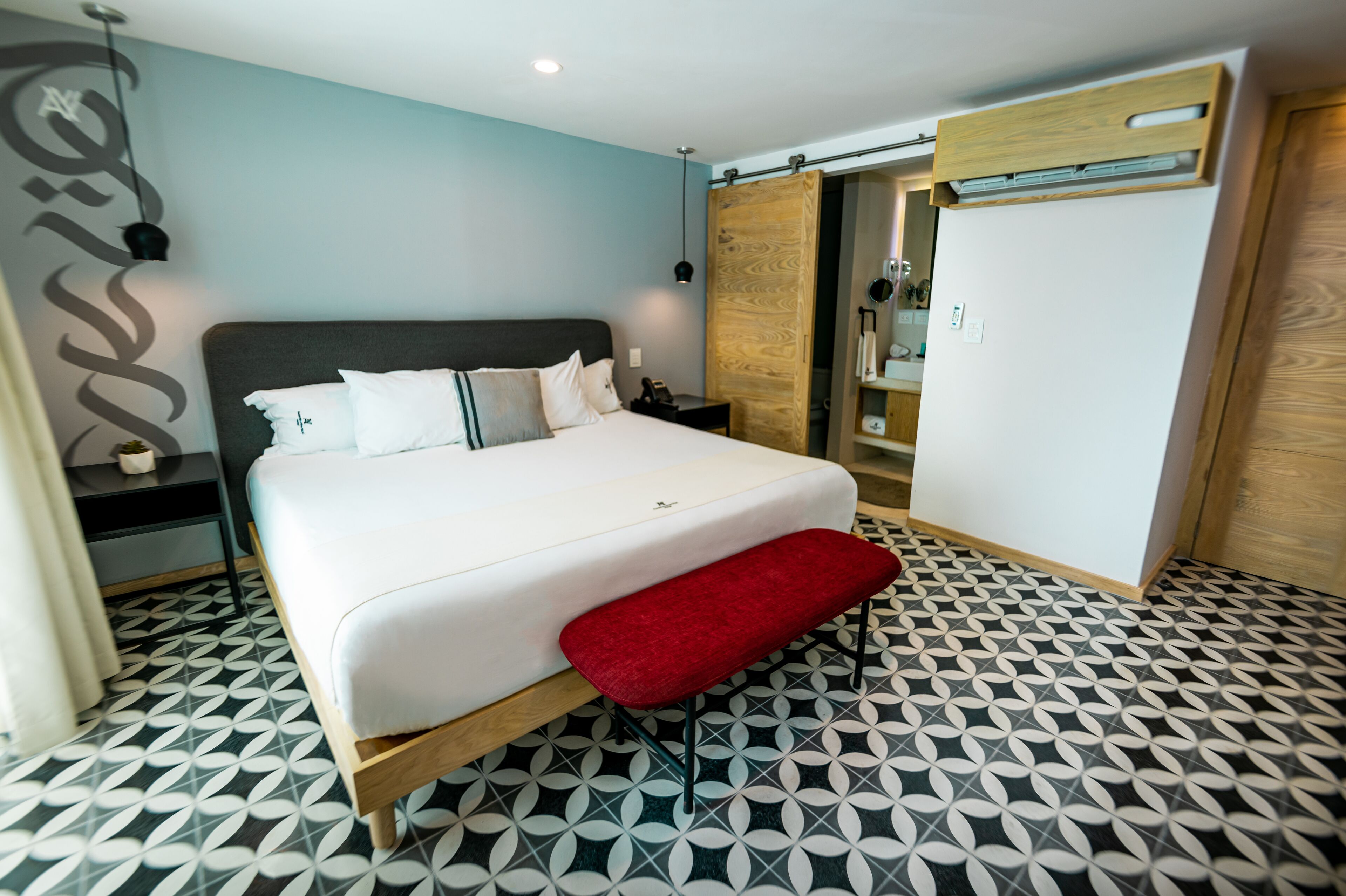 Auténtico Vertical Hotel