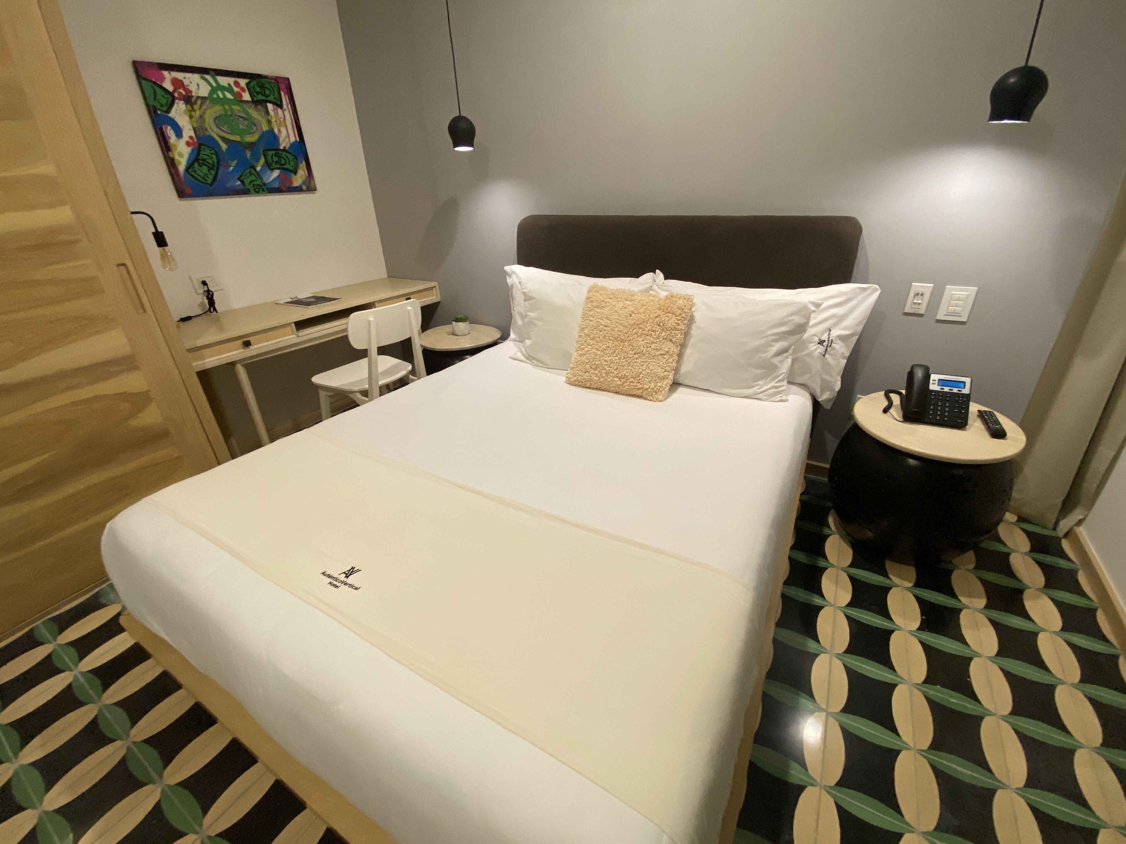 Auténtico Vertical Hotel