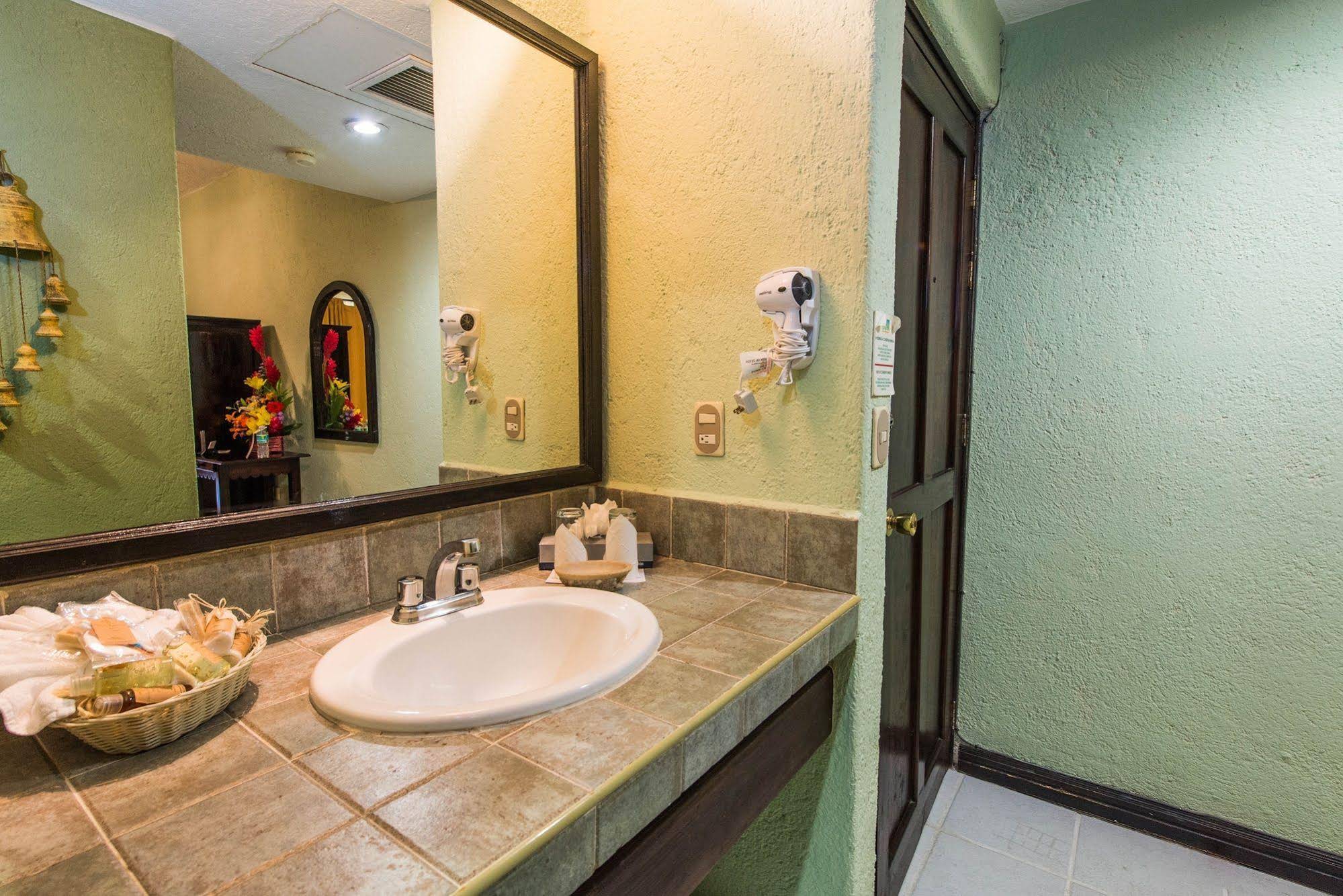 Aventura Mexicana Hotel