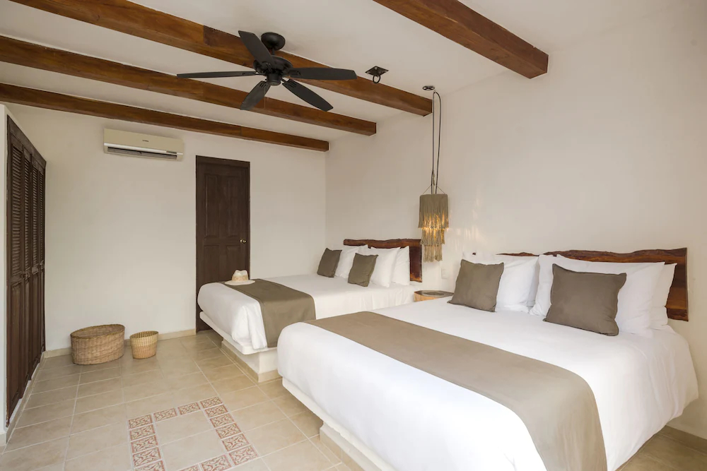 Banana Boutique By GuruHotel