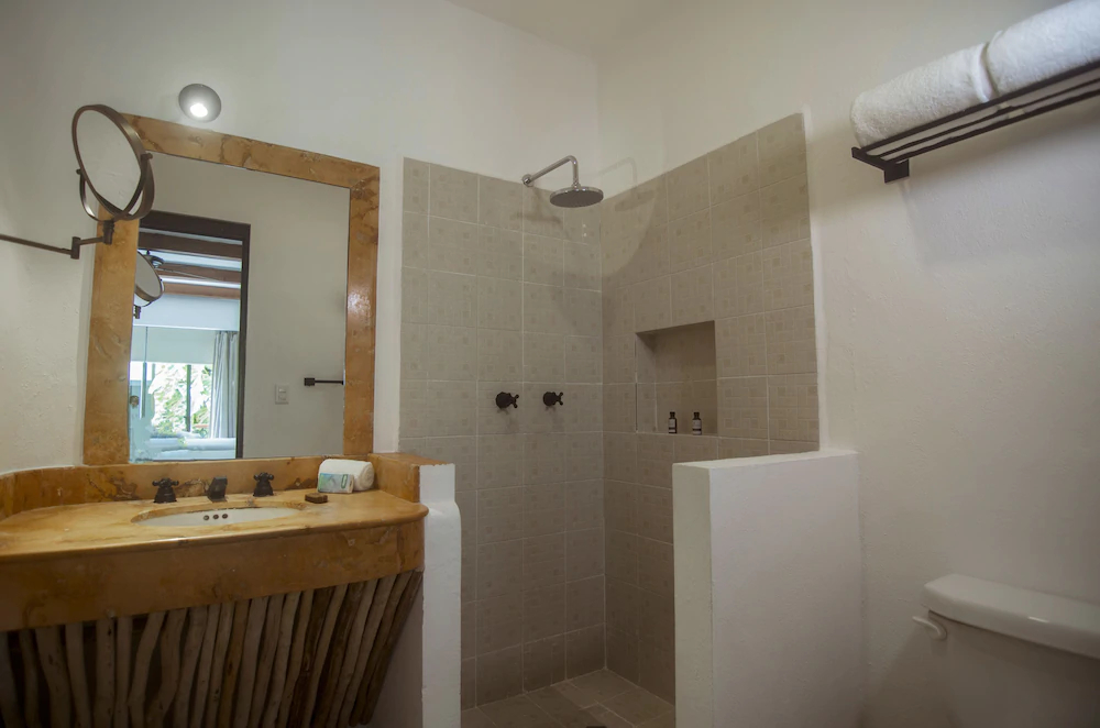 Banana Boutique By GuruHotel