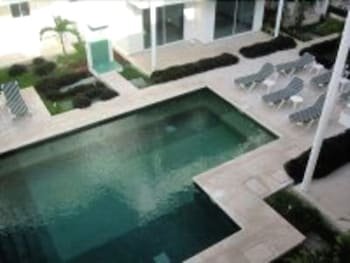 B&B Pelicanos