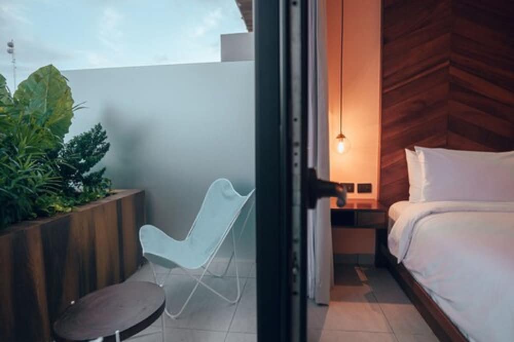 Calixta Hotel