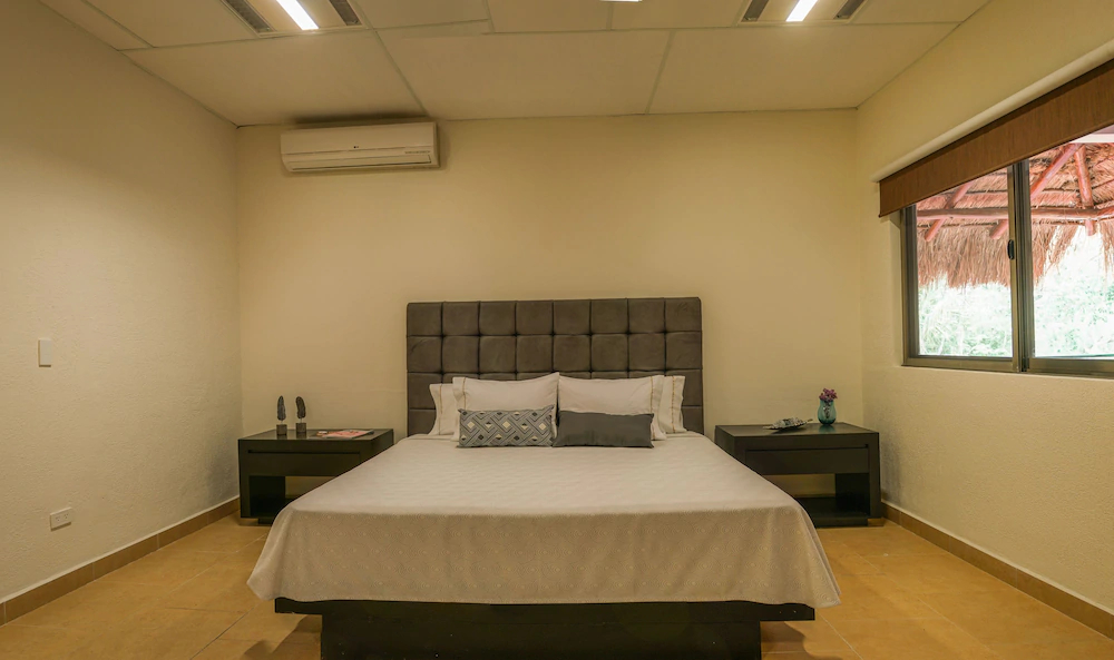 Casa Kaoba Hotel & Suites