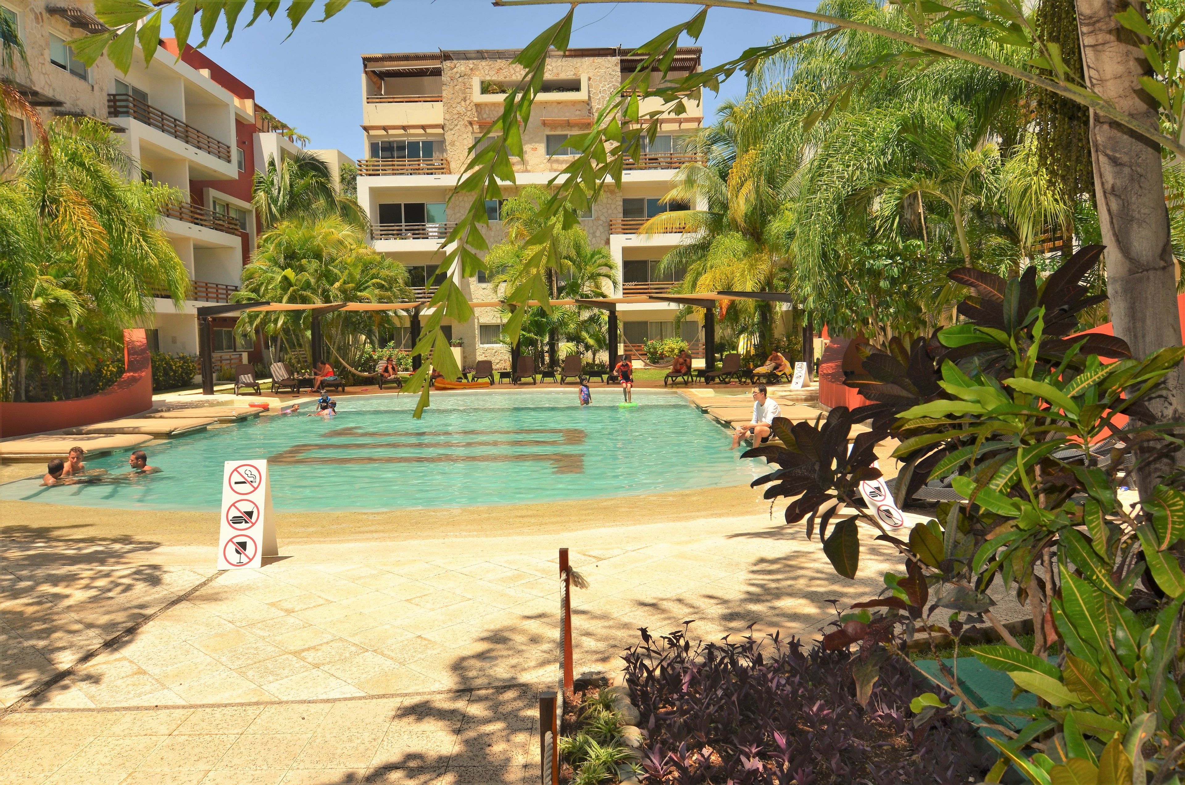 Condo Sabia Apartments by CSR