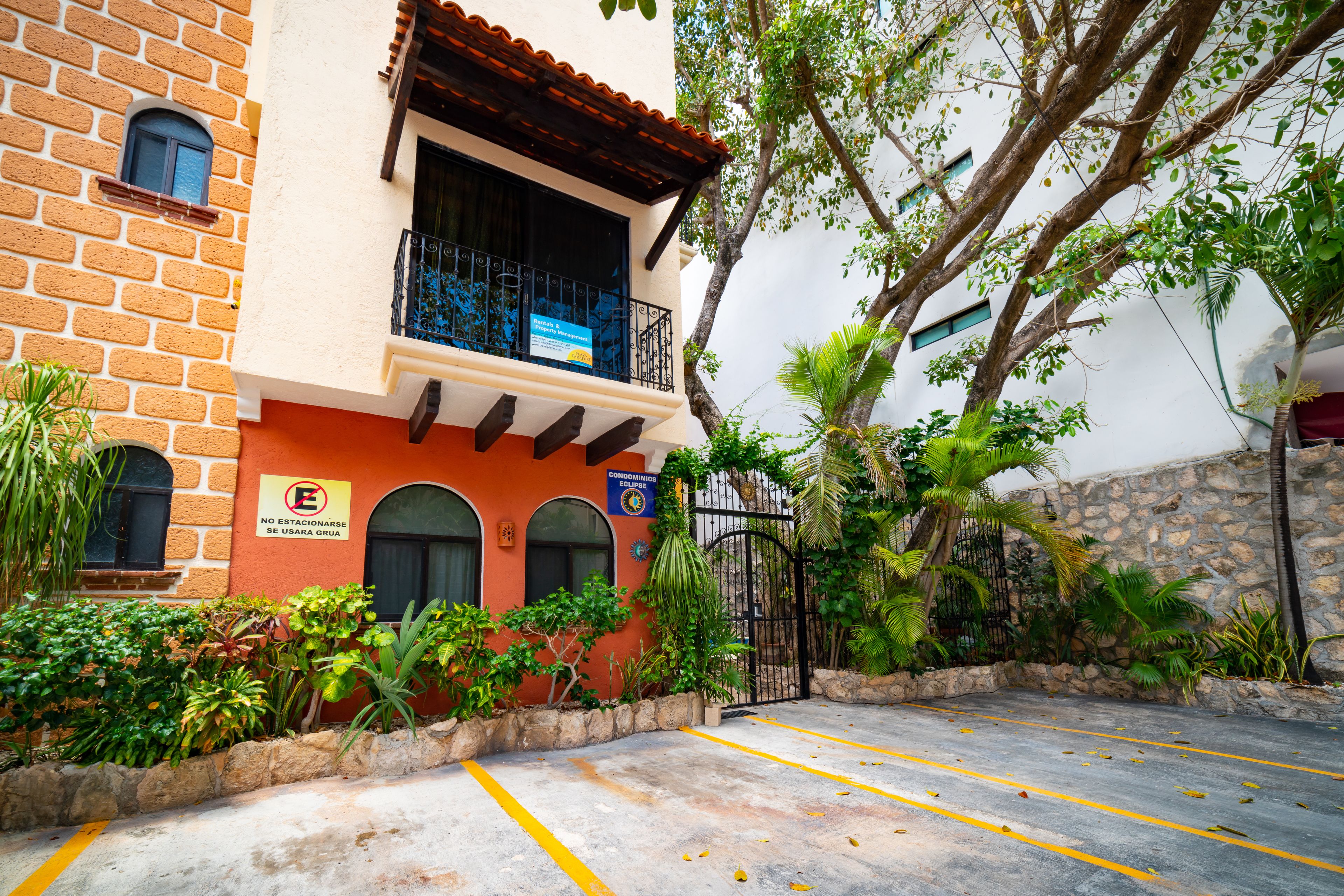 Eclipse Condominiums by Playa Paradise