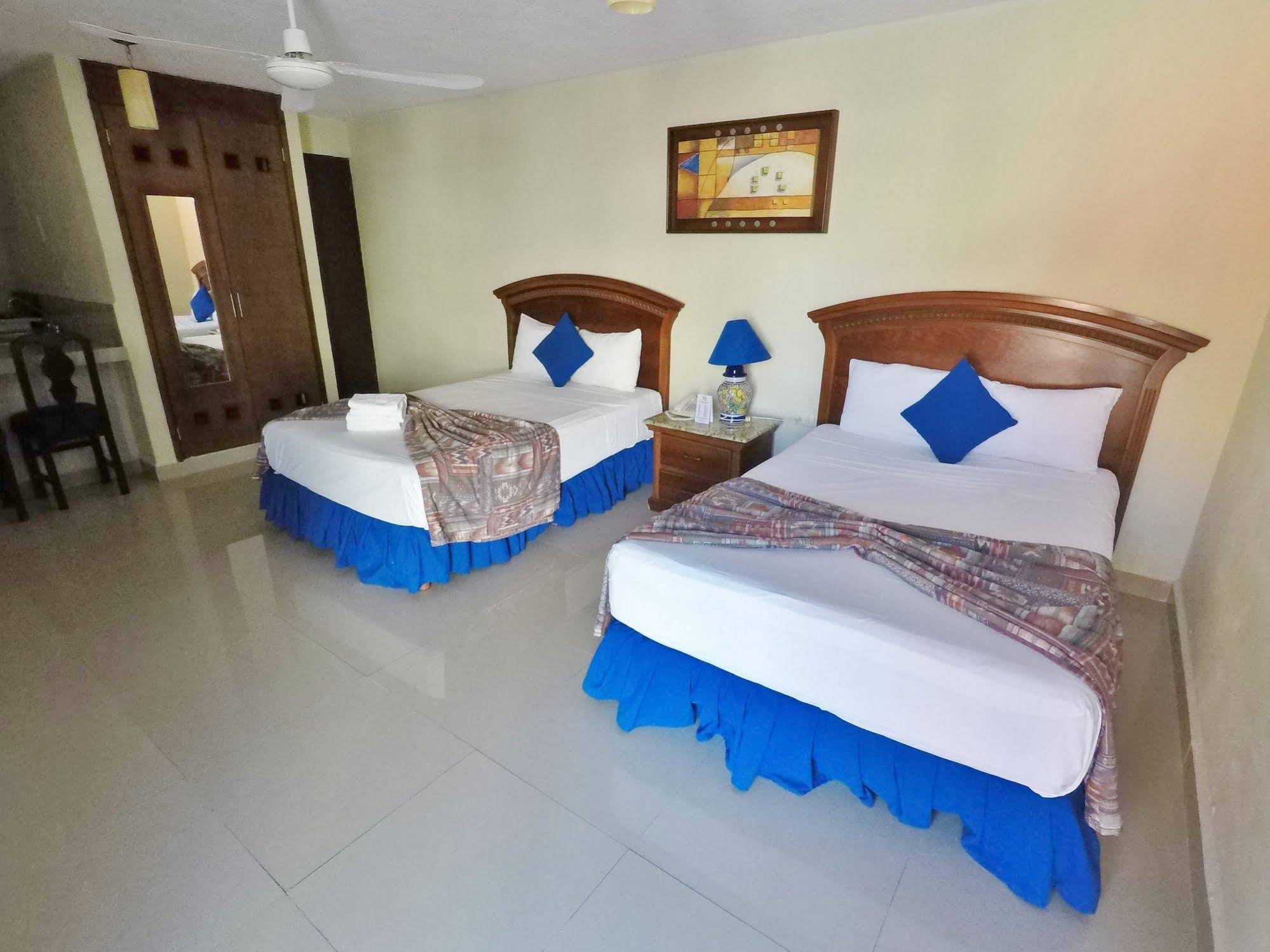 El Campanario Hotel & Estudios