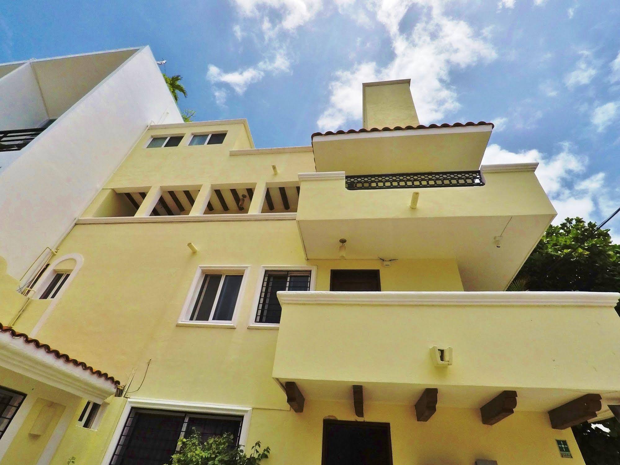 El Campanario Hotel & Estudios