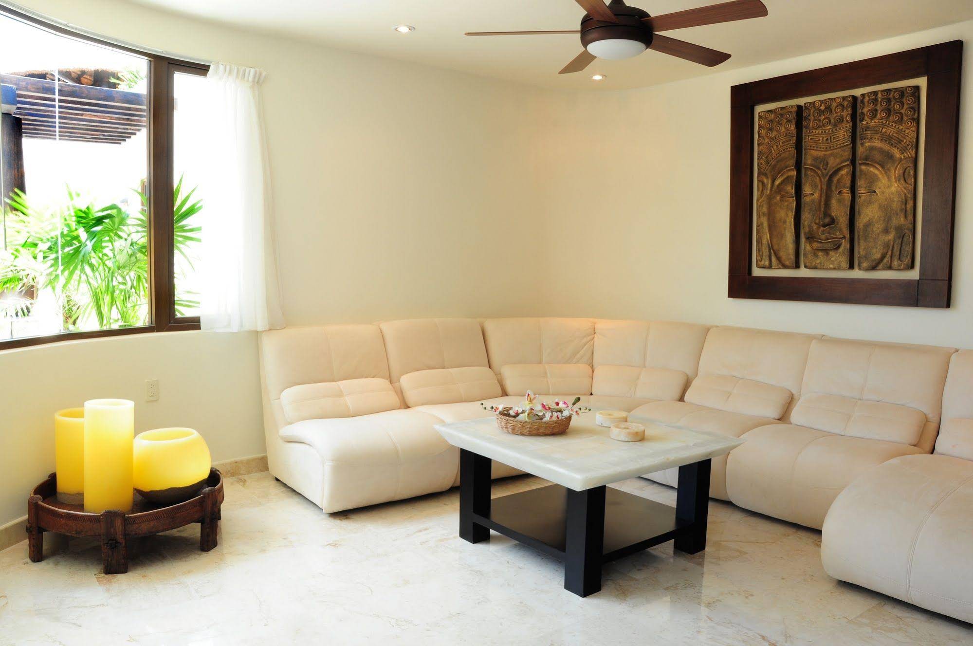 El Taj Oceanfront & Beachside Condos
