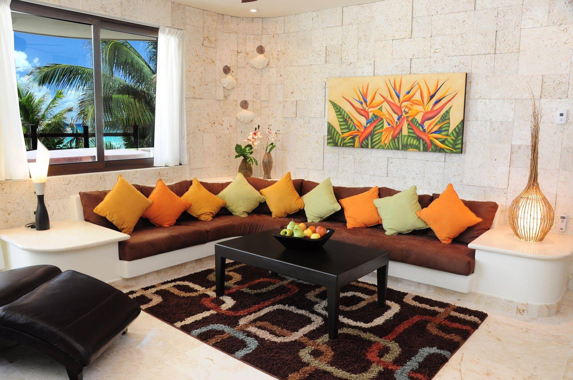 El Taj Oceanfront & Beachside Condos