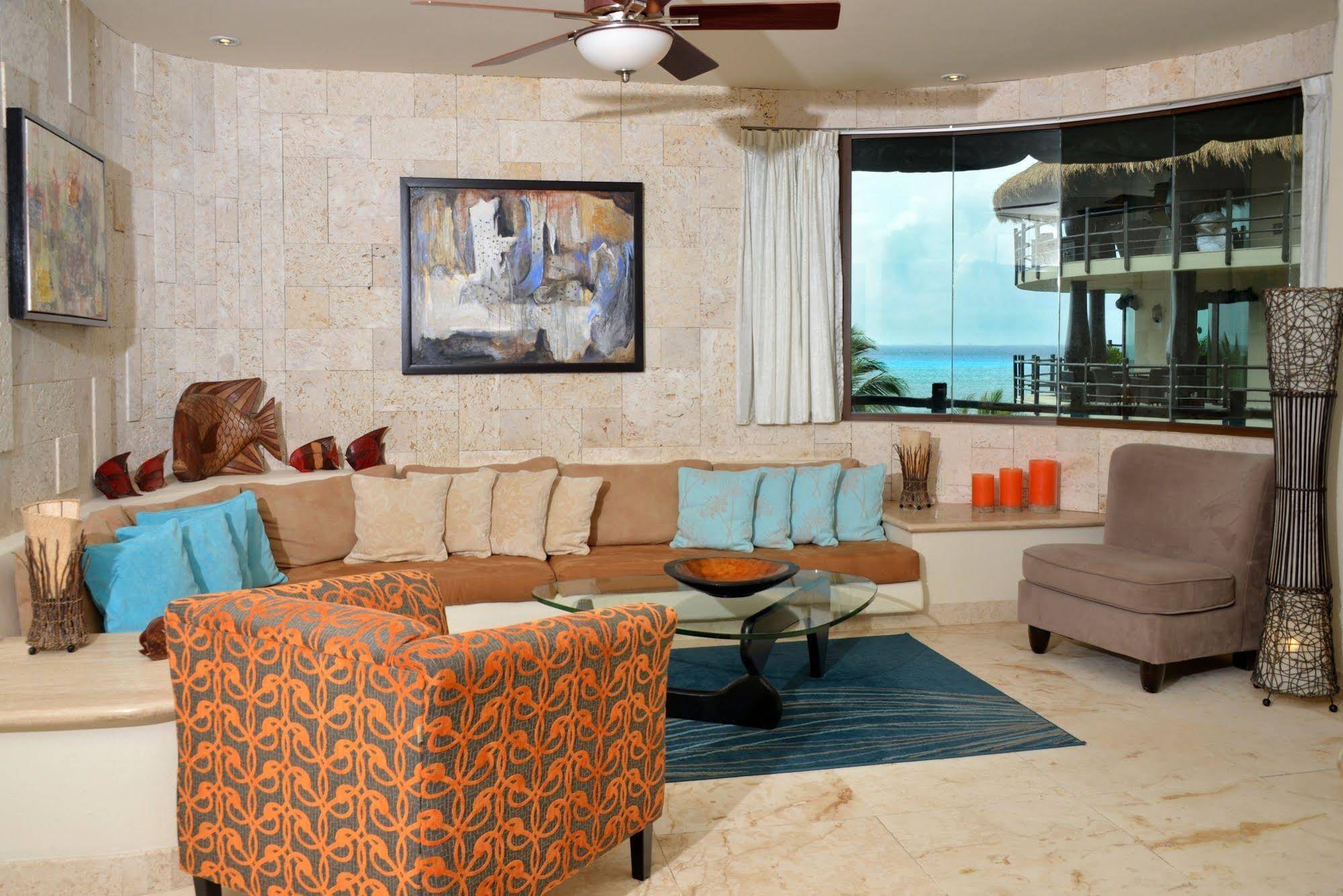 El Taj Oceanfront & Beachside Condos