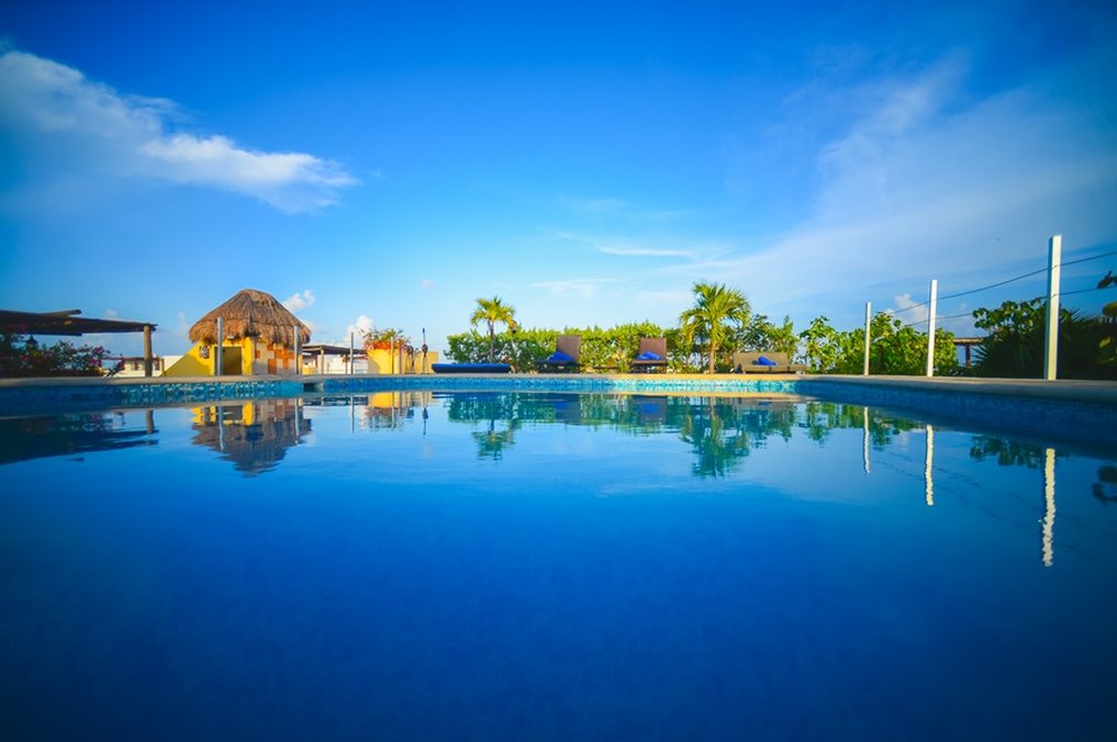 Encanto Riviera Condo Hotel