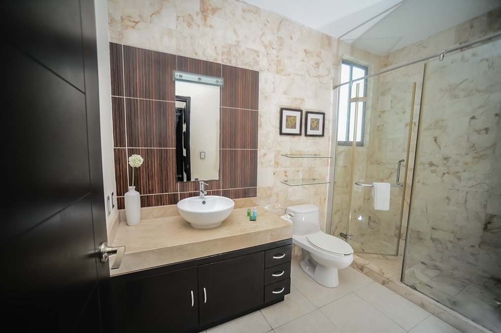 Encanto Riviera Condo Hotel