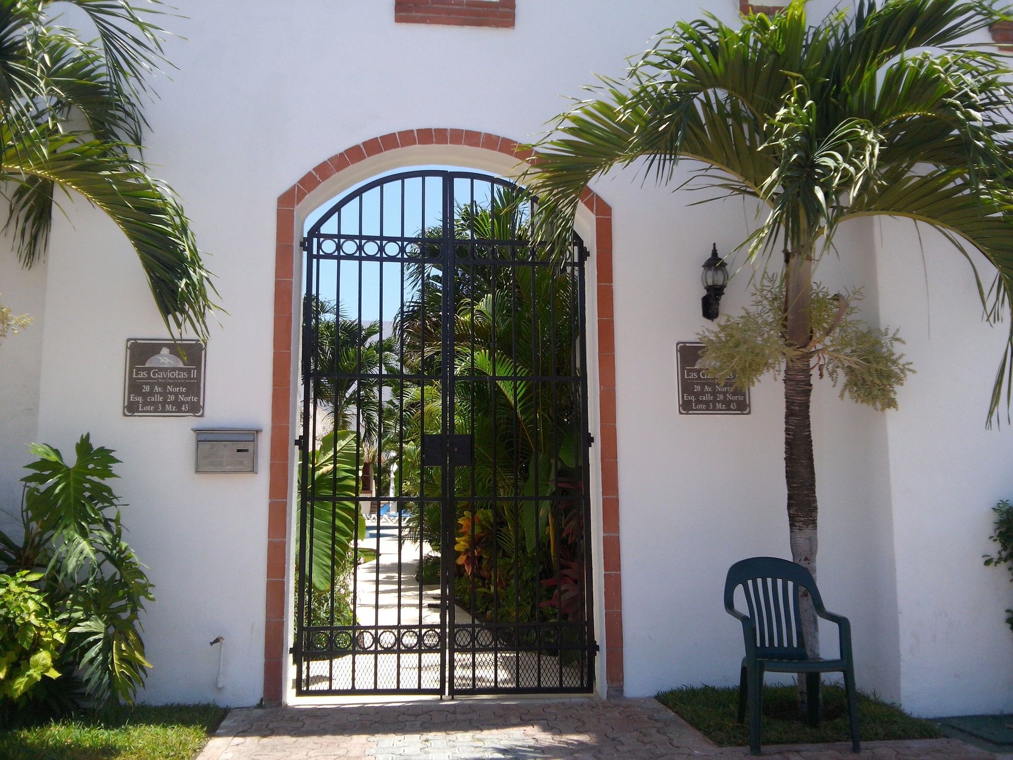 Gaviotas II Condo Hotel
