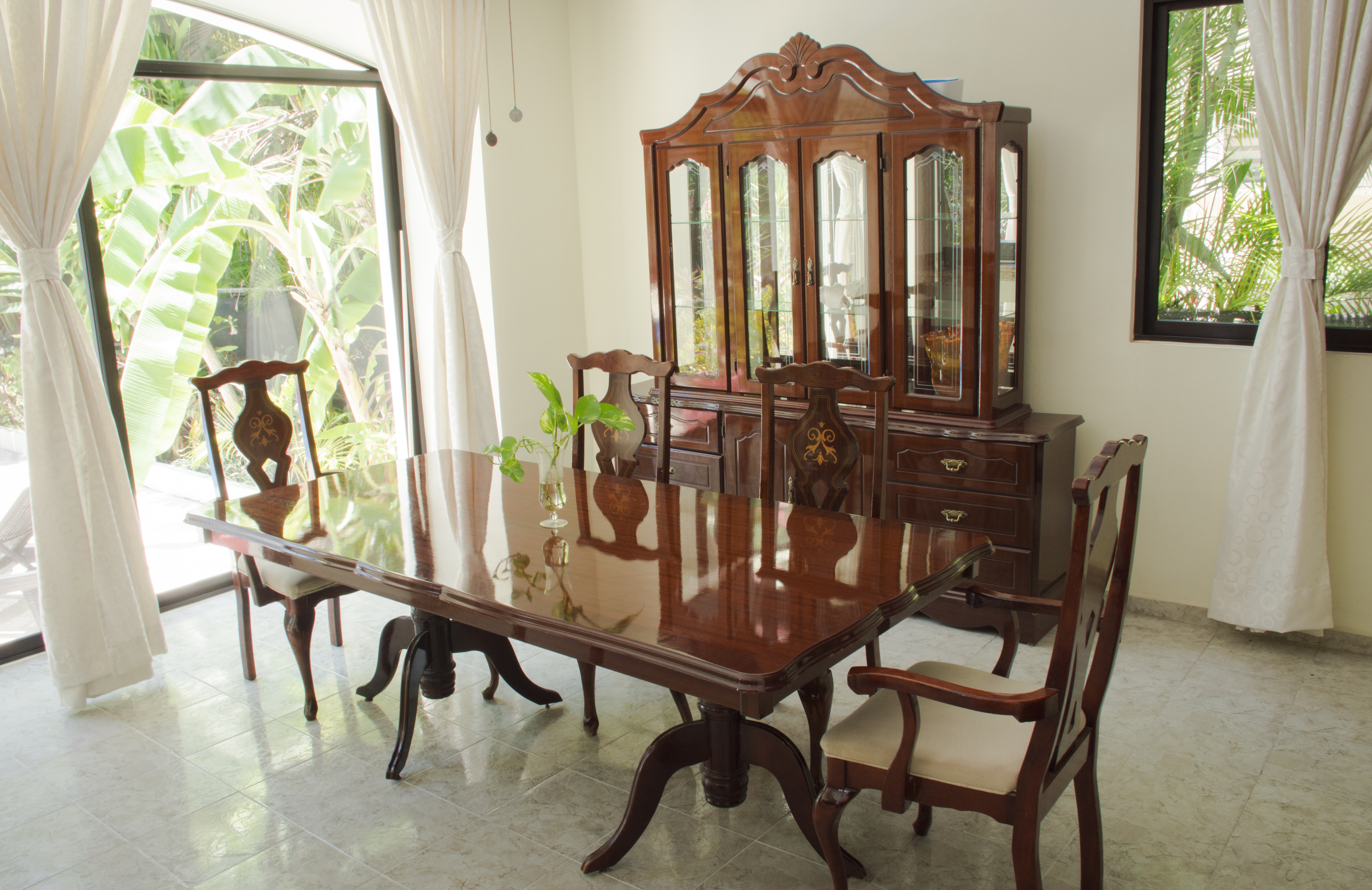 Green Oasis Home Boutique