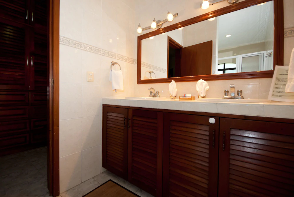 Green Oasis Home Boutique
