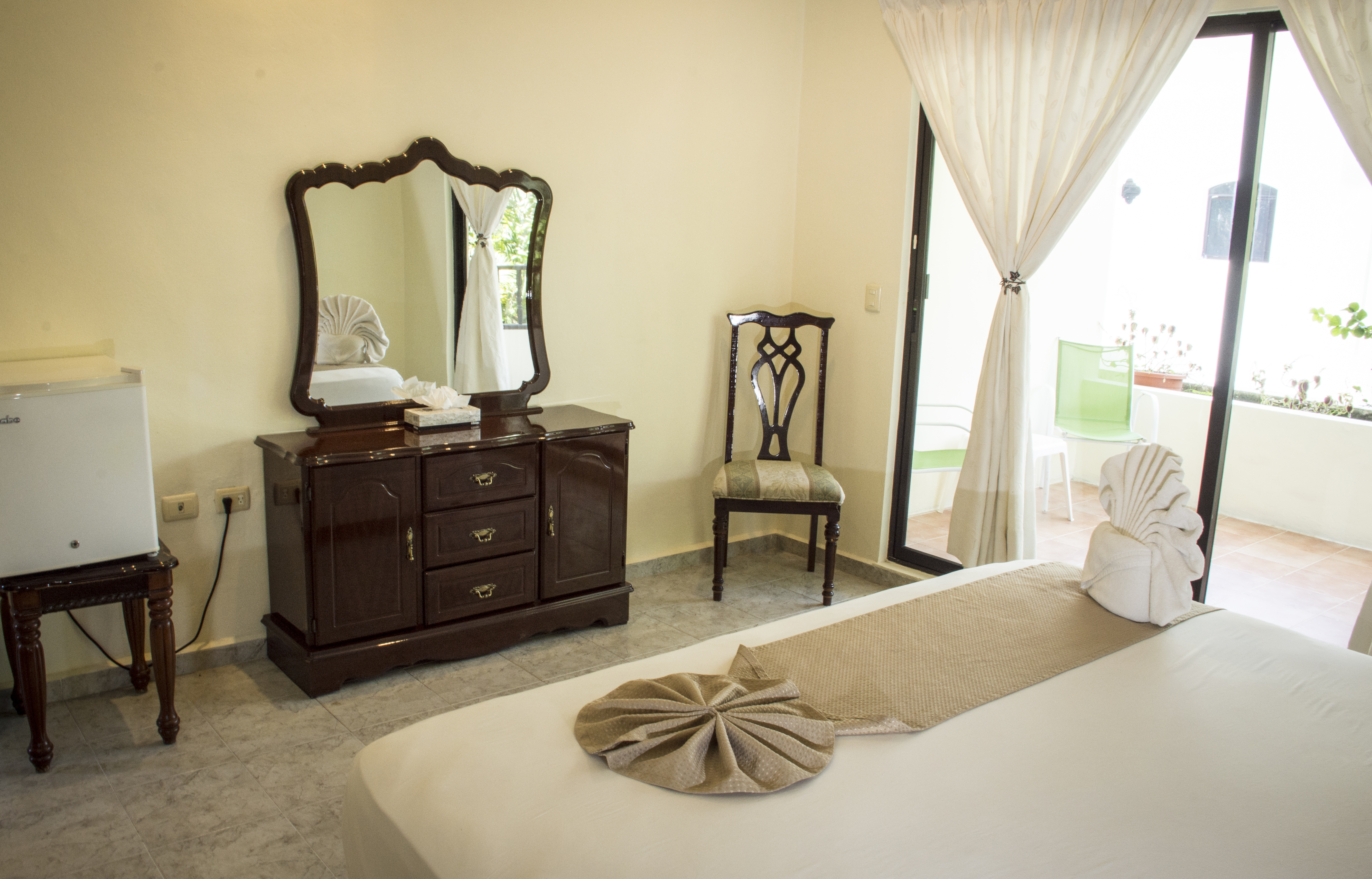 Green Oasis Home Boutique