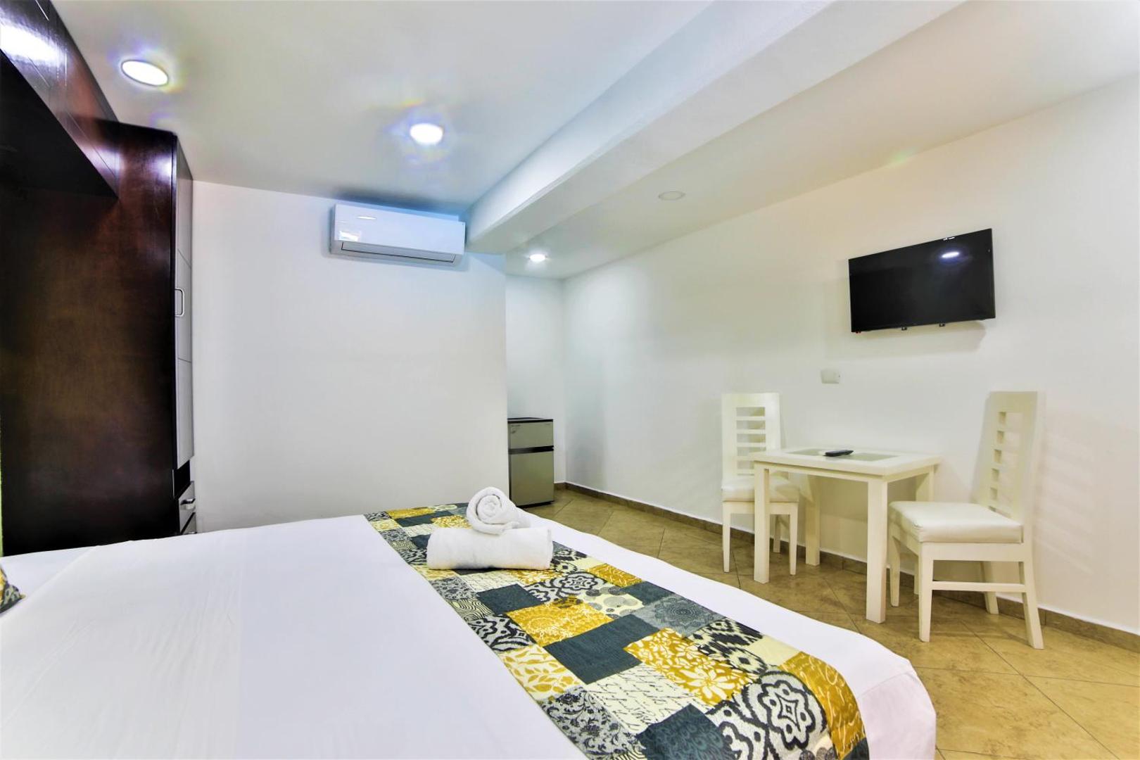Hotel Colonial Playa del Carmen